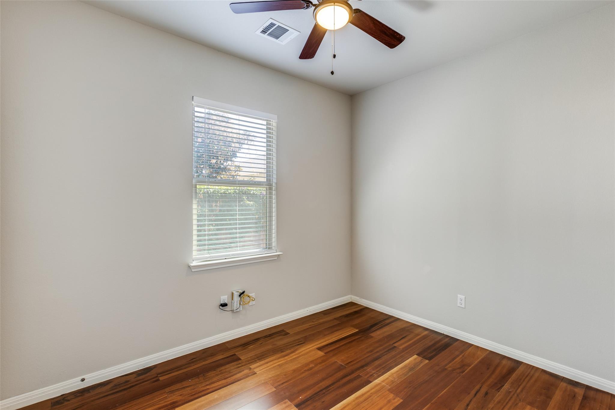 456 S Brook Dr, Leander, TX 78641