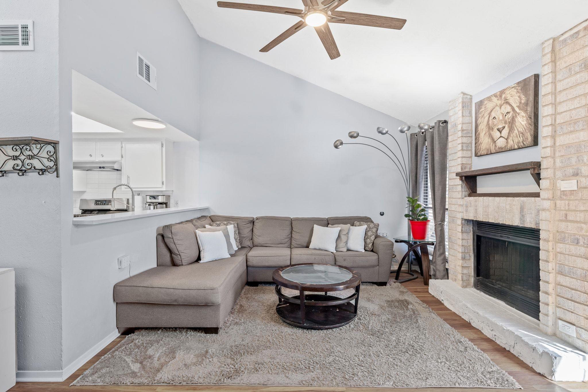 1010 W Rundberg Ln W # 13, Austin, TX 78758