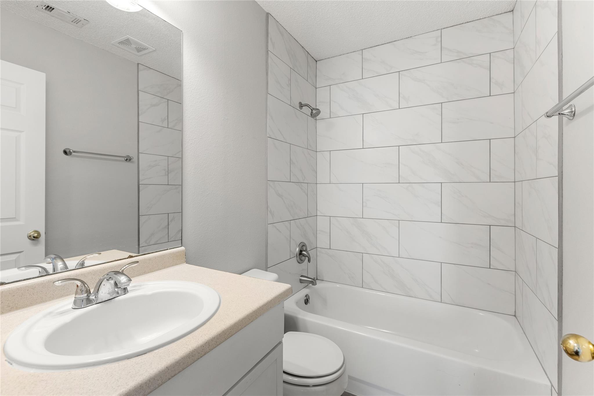 108 GM Ln # B, San Marcos, TX 78666