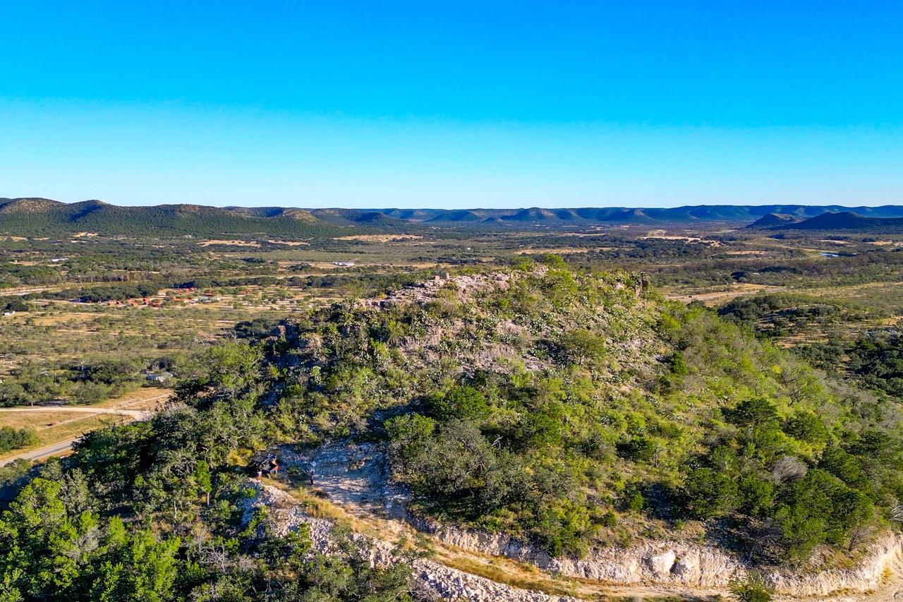 32901 Texas Hwy 55, Uvalde, TX 78801