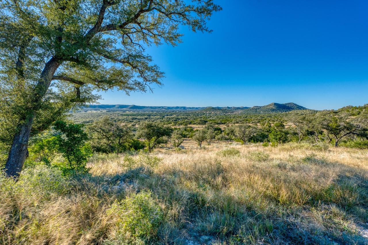 32901 Texas Hwy 55, Uvalde, TX 78801