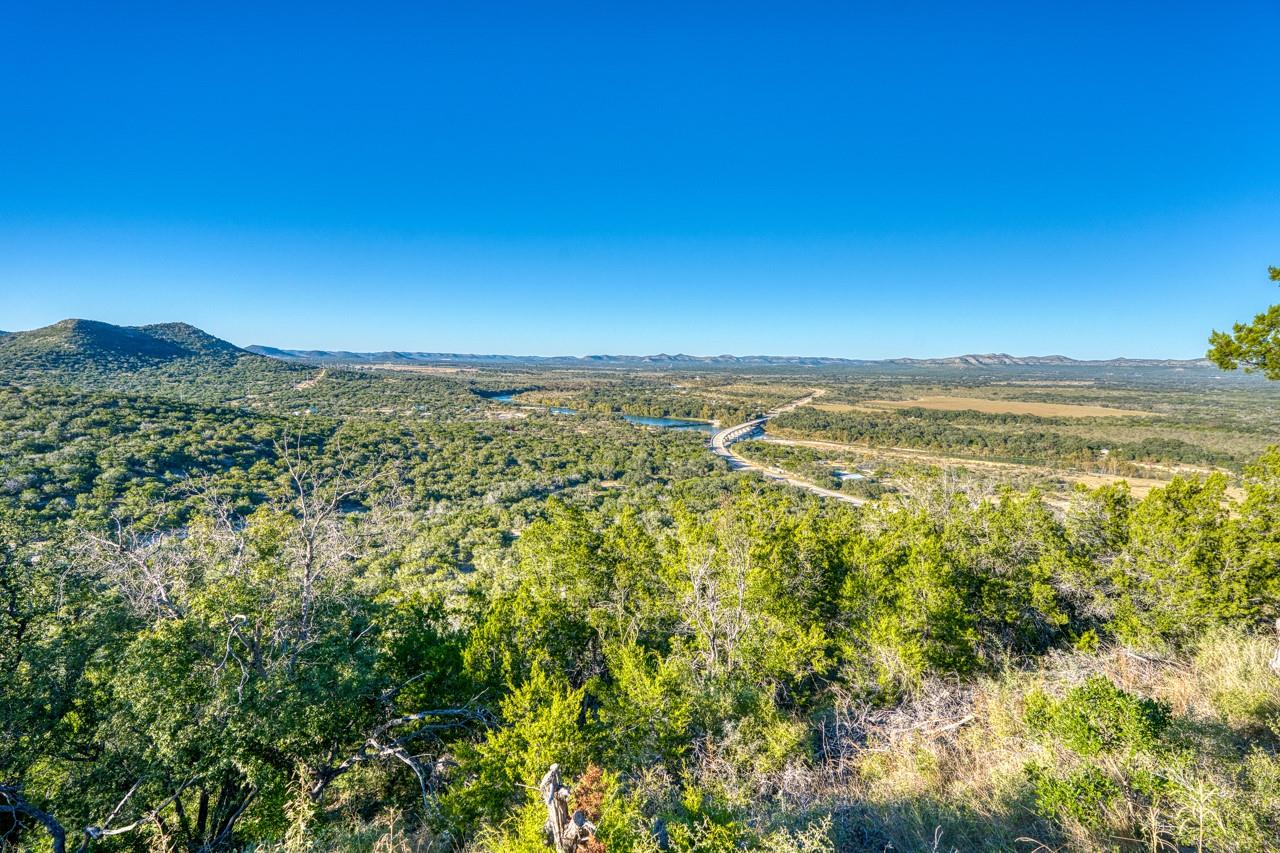 32901 Texas Hwy 55, Uvalde, TX 78801