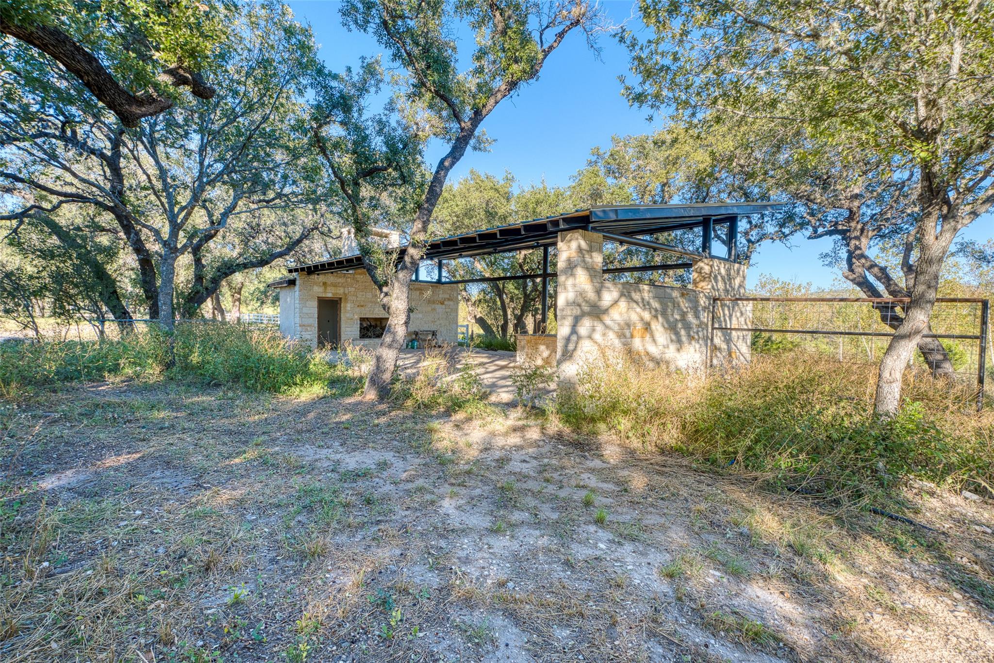 32901 Texas Hwy 55, Uvalde, TX 78801