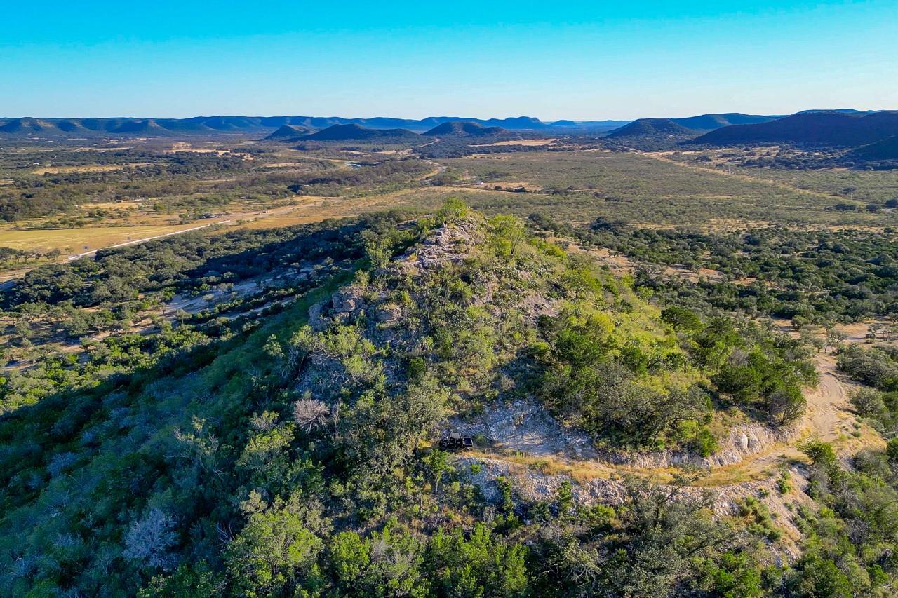 32901 Texas Hwy 55, Uvalde, TX 78801