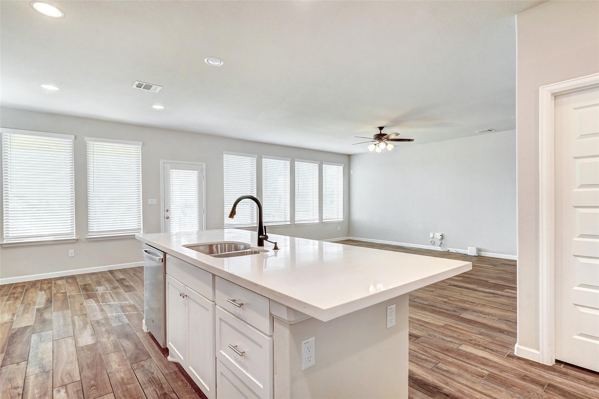 2604 San Bautista Way # 40, Leander, TX 78641