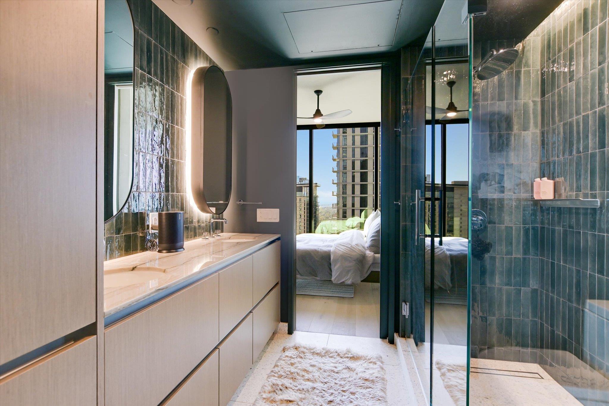 610 Davis St # 3901, Austin, TX 78701