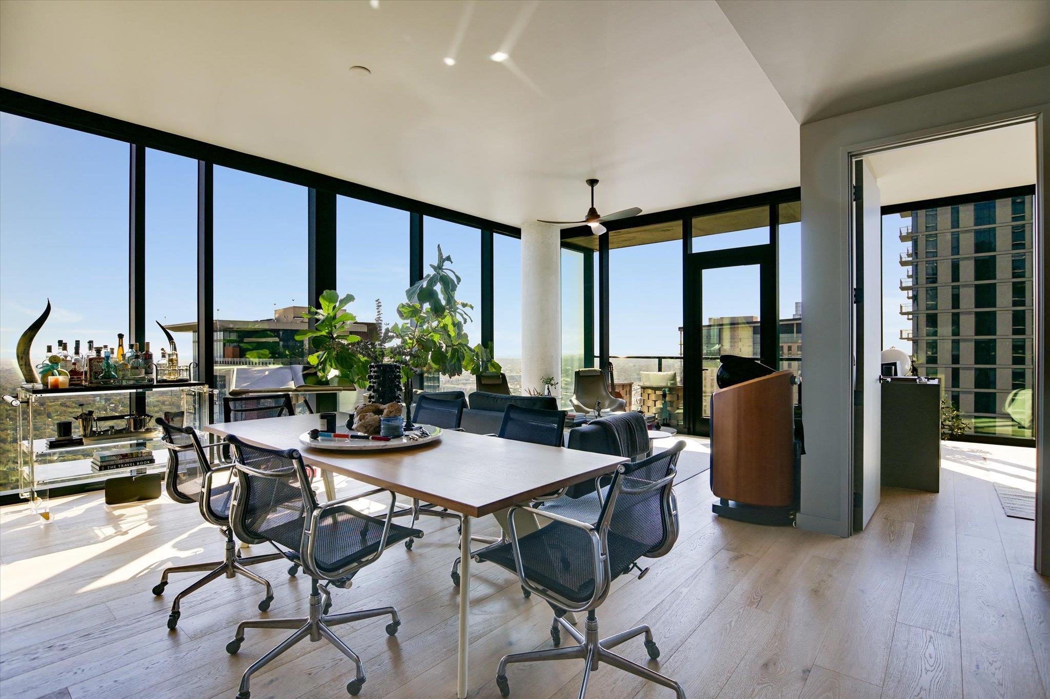 610 Davis St # 3901, Austin, TX 78701