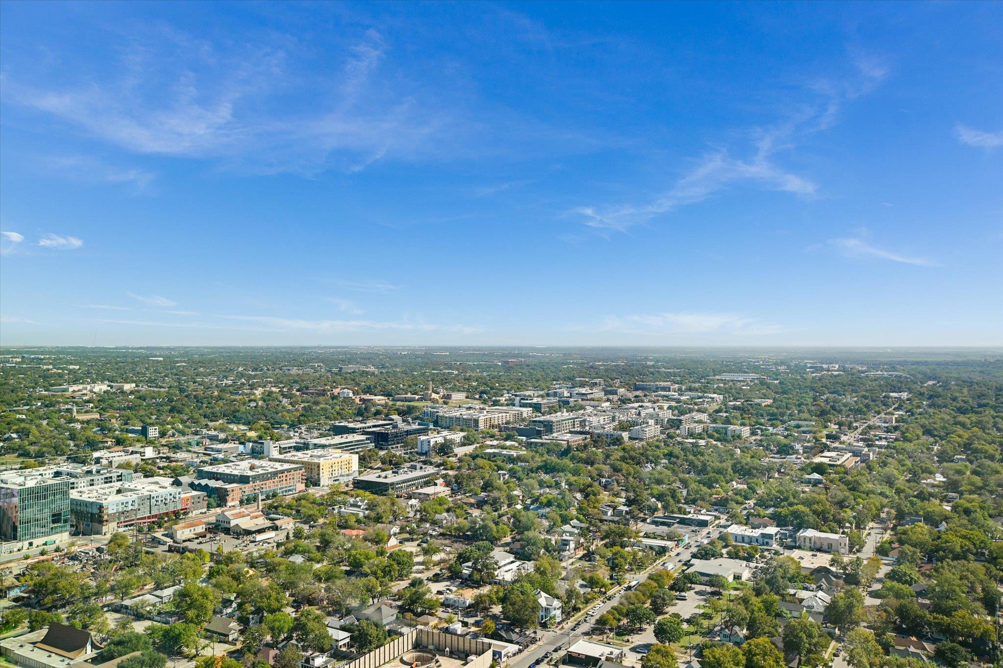 610 Davis St # 3901, Austin, TX 78701