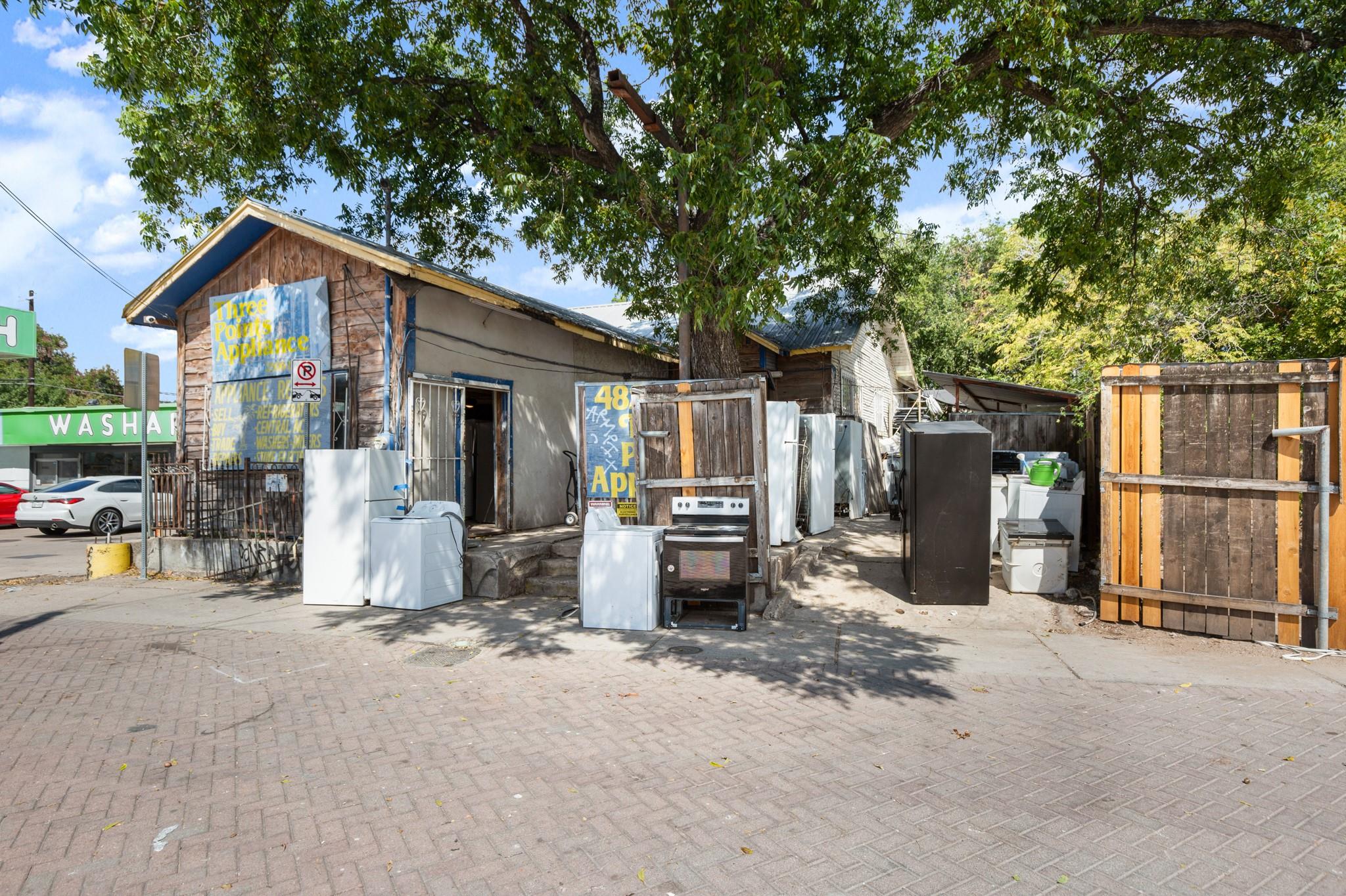 2506 E 7th St E, Austin, TX 78702