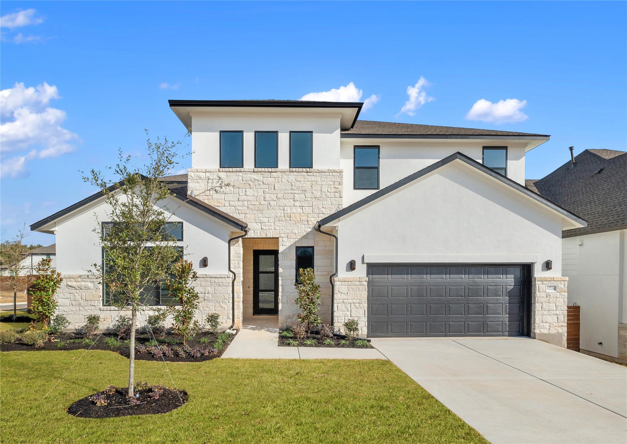 17724 Chamoix Dr, Austin, TX 78738