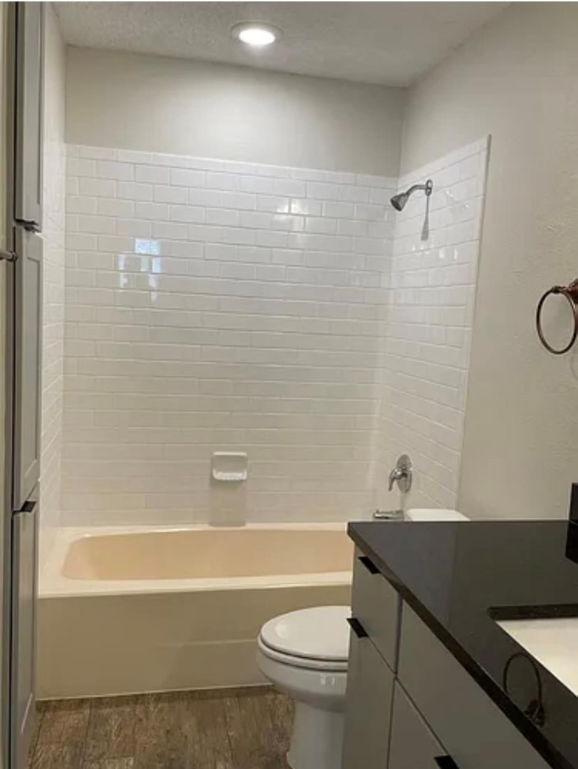 8706 Pineridge Dr # A, B, Austin, TX 78729