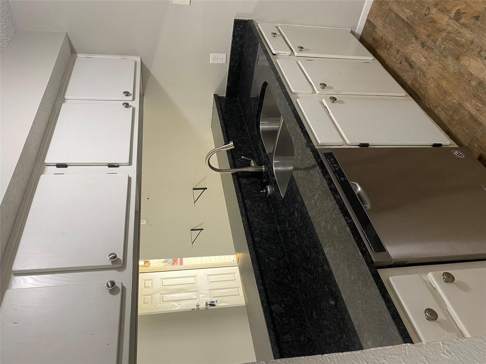 8706 Pineridge Dr # A, B, Austin, TX 78729