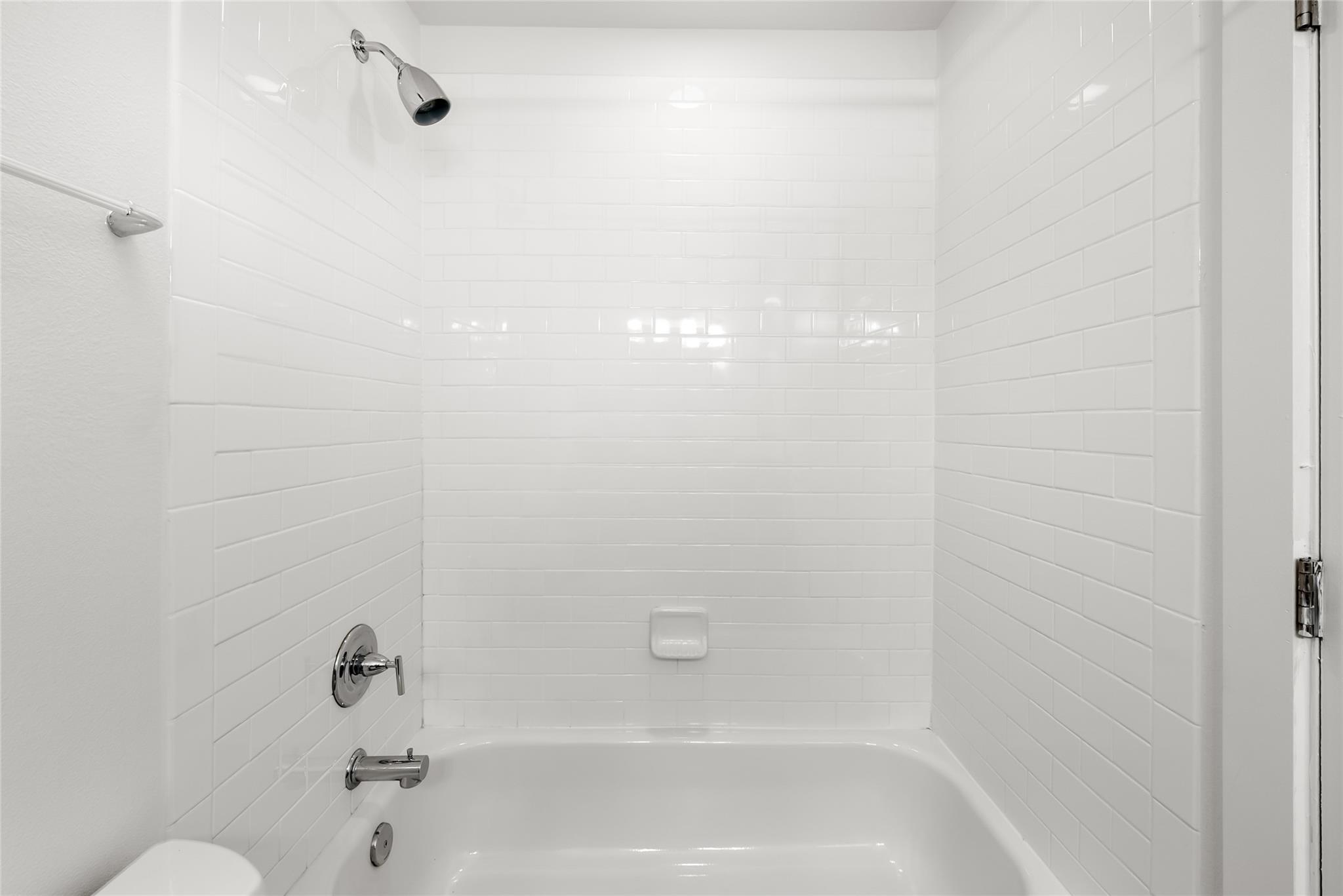 2200 Dickson Dr # 112, Austin, TX 78704