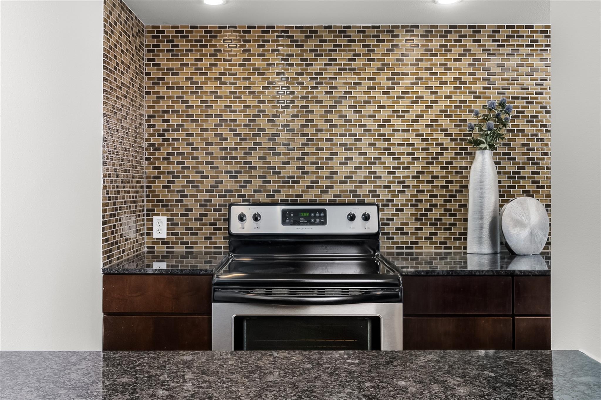 2200 Dickson Dr # 112, Austin, TX 78704