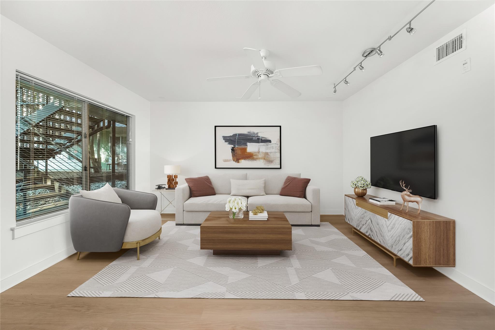 2200 Dickson Dr # 112, Austin, TX 78704