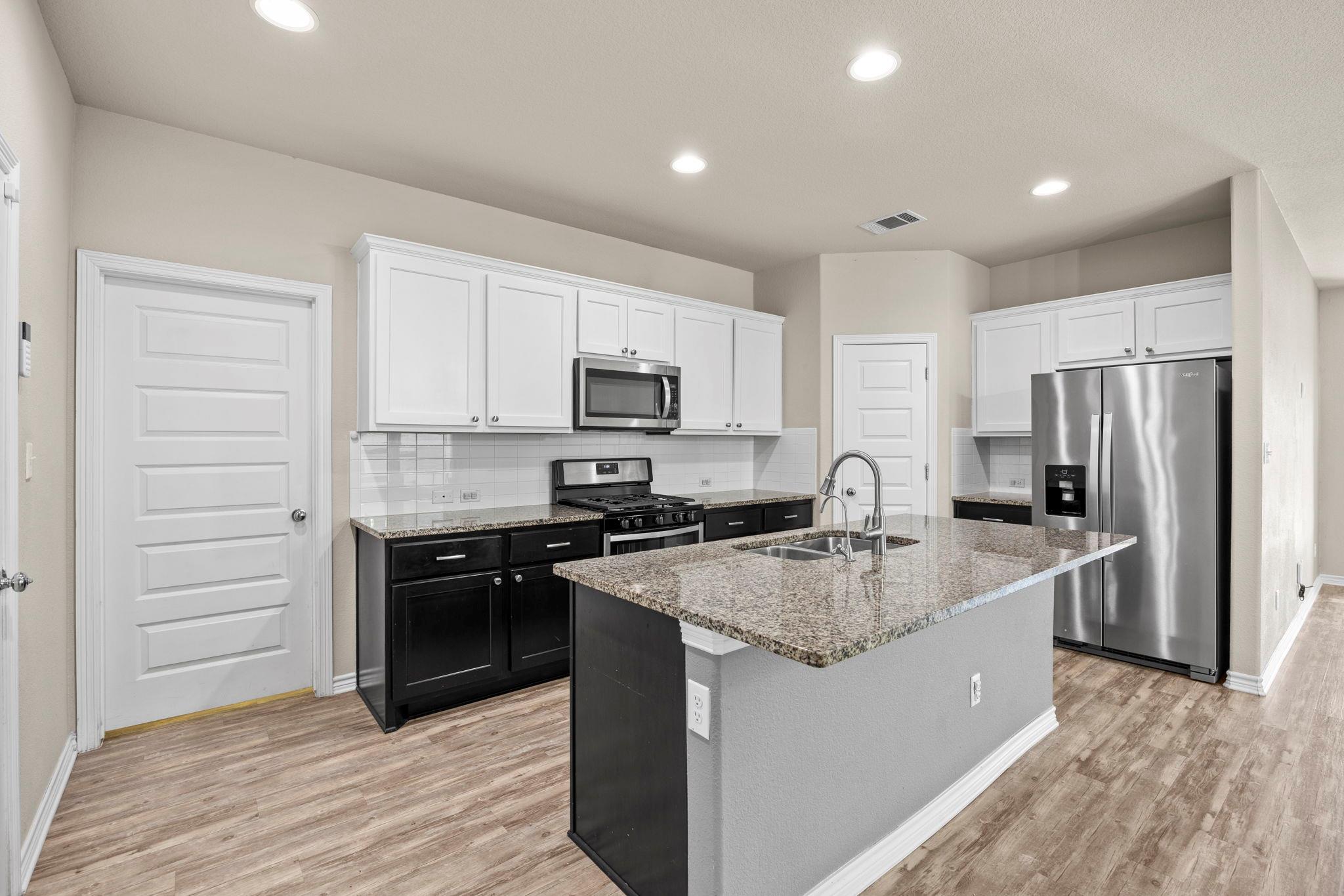 133 Spanish Foal Trl, Georgetown, TX 78626