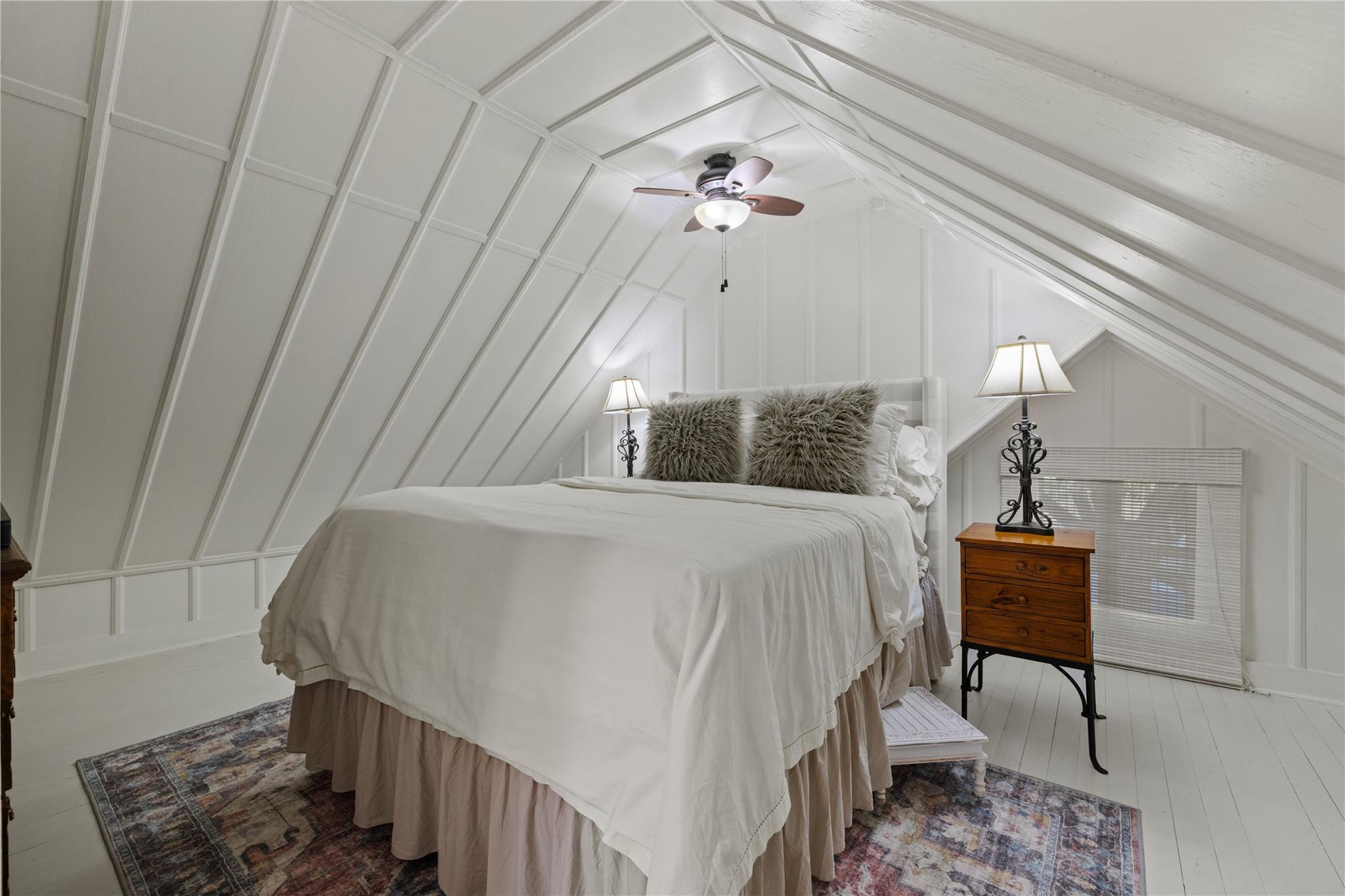 119 W San Antonio St, Fredericksburg, TX 78624