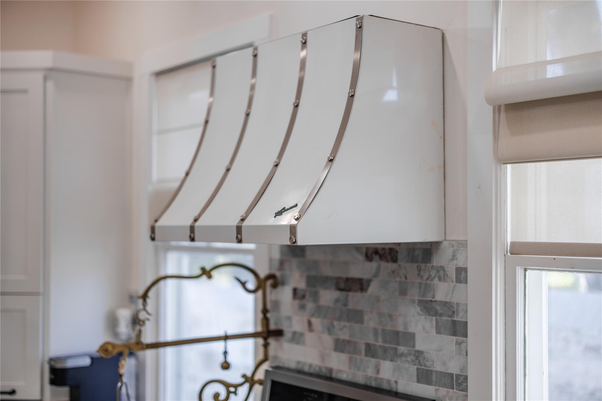 119 W San Antonio St, Fredericksburg, TX 78624