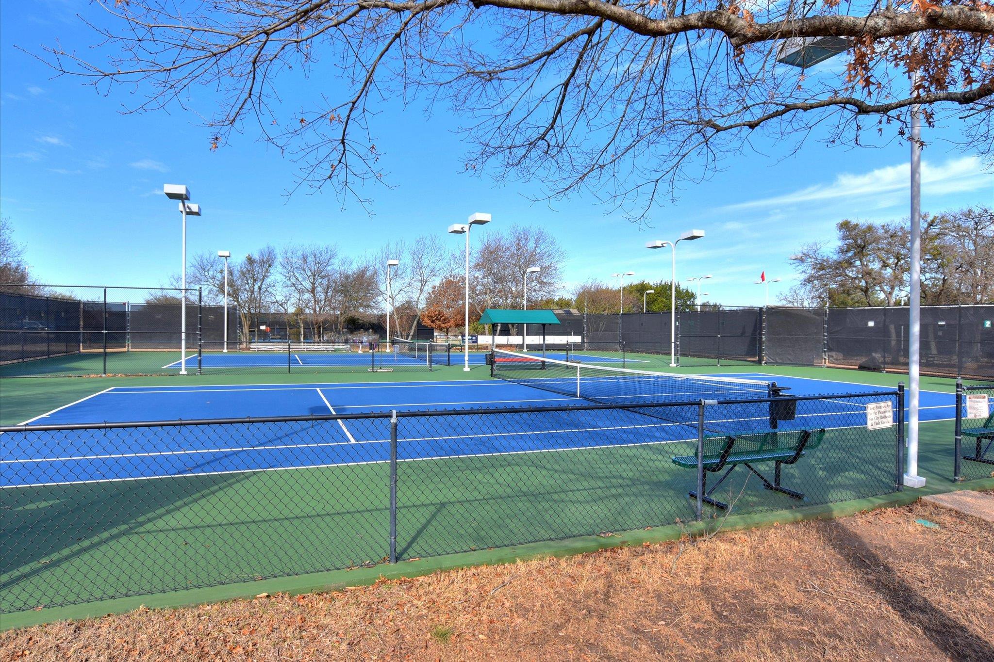 811 Saratoga Ln, Georgetown, TX 78633