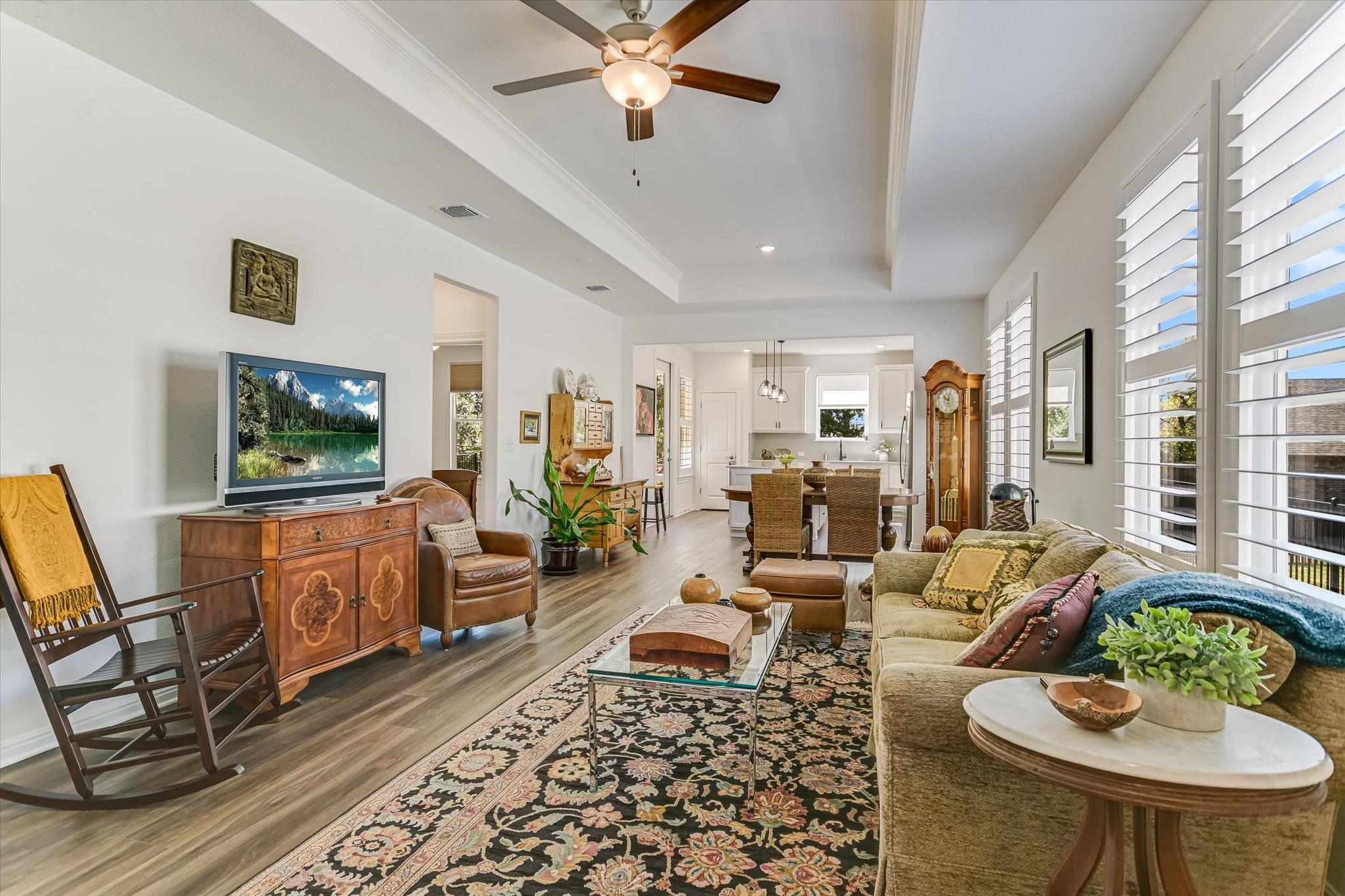 811 Saratoga Ln, Georgetown, TX 78633