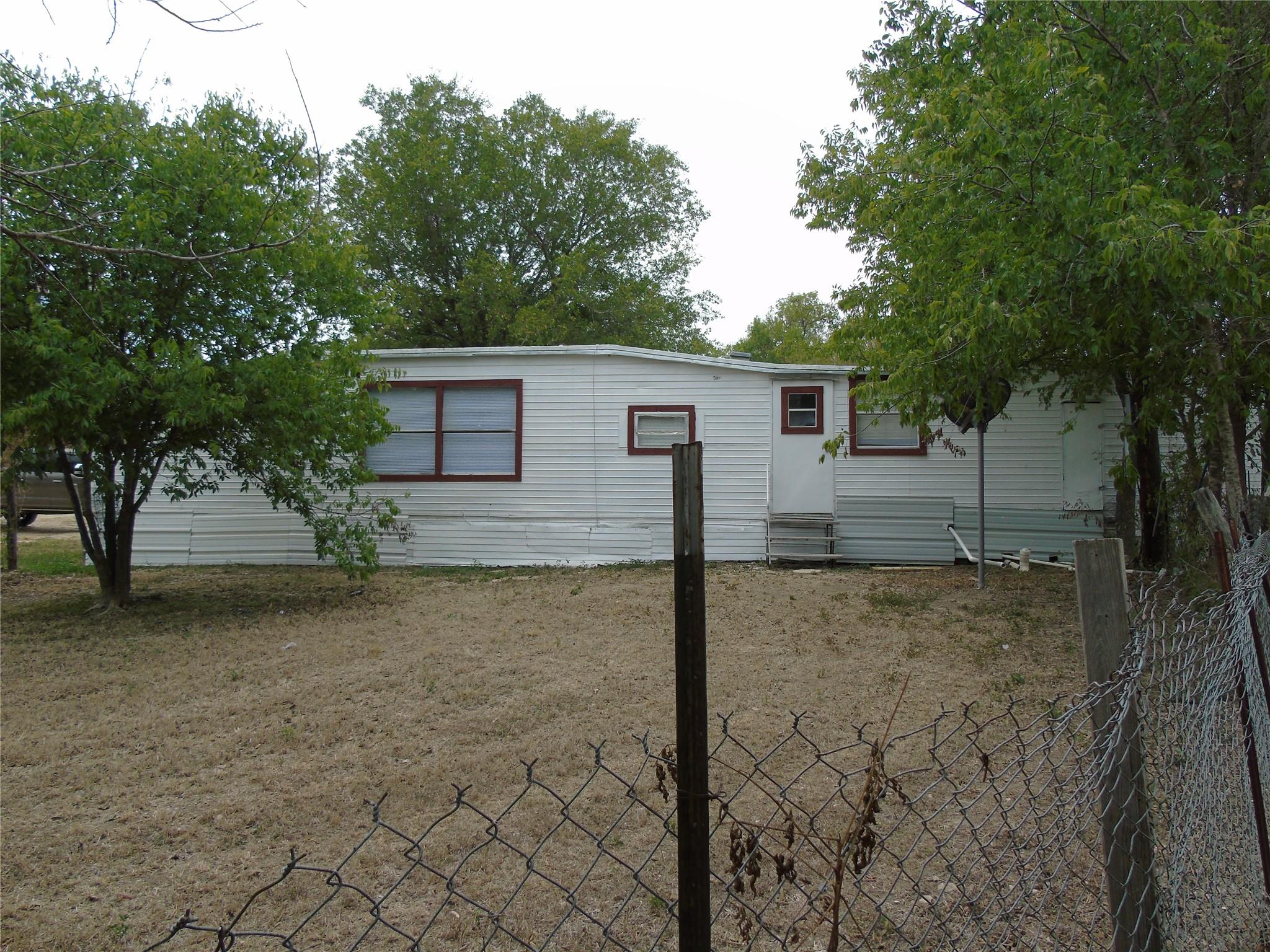 910 Bunton Ln # D, Uhland, TX 78640