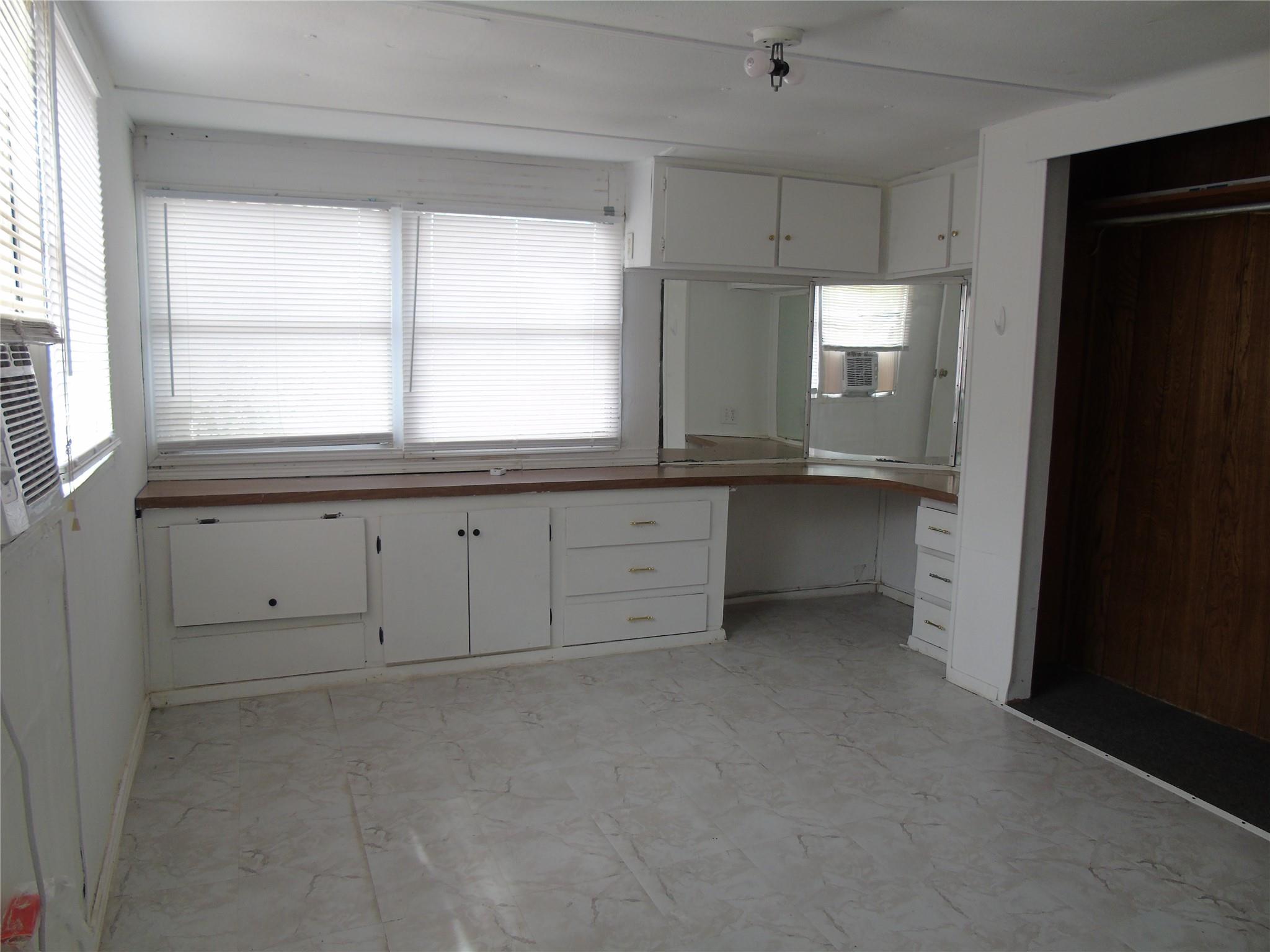 910 Bunton Ln # D, Uhland, TX 78640