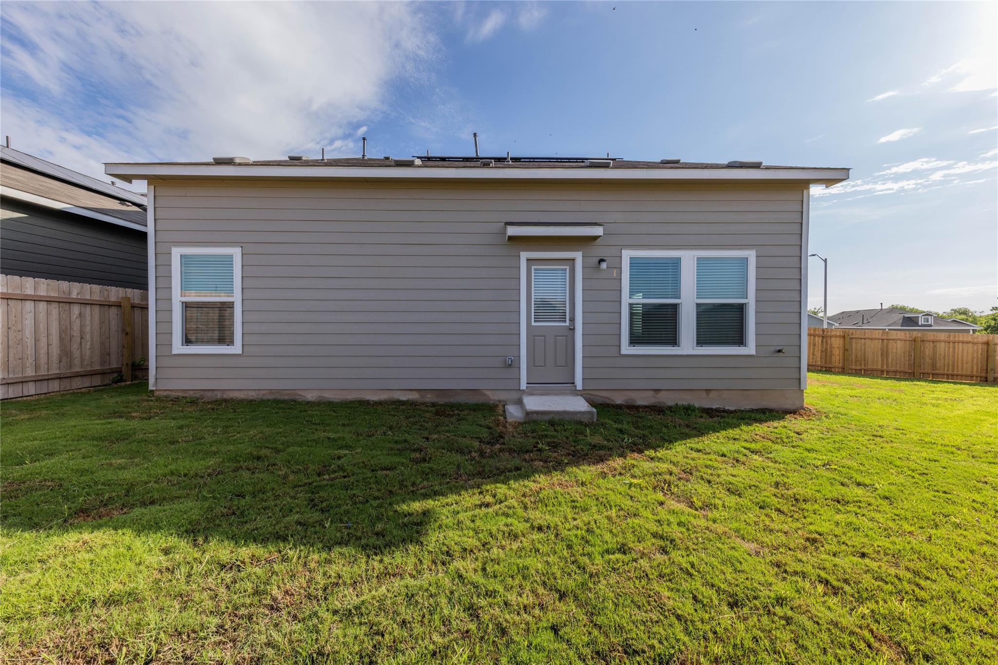 2413 Nightview Dr, Pflugerville, TX 78660