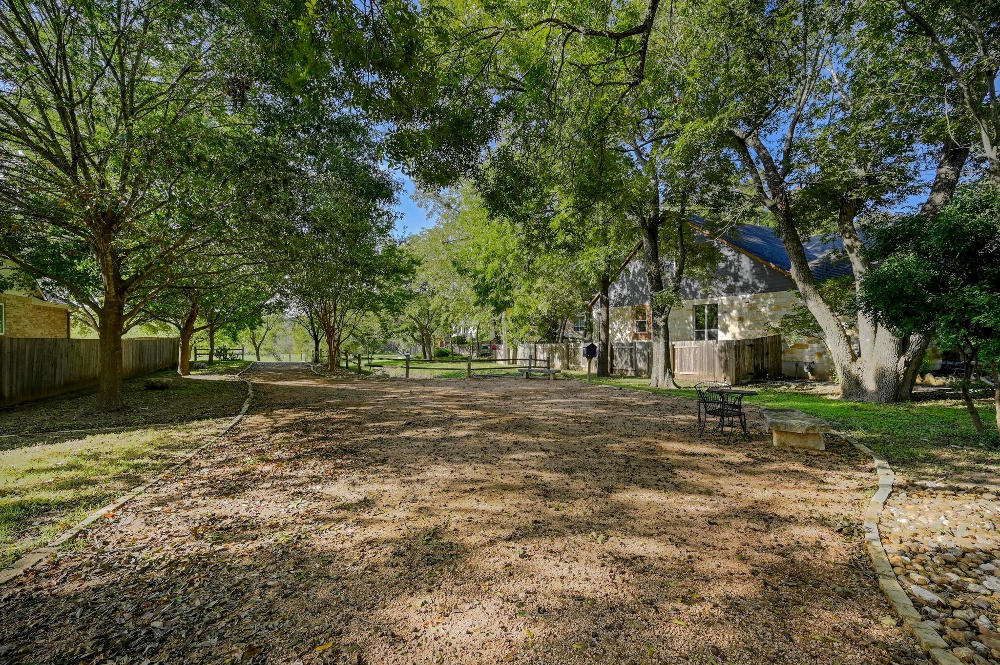 1604 Musket Valley Trl, Austin, TX 78754