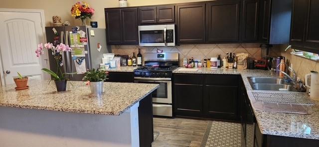 132 Cibolo Creek Dr, Kyle, TX 78640