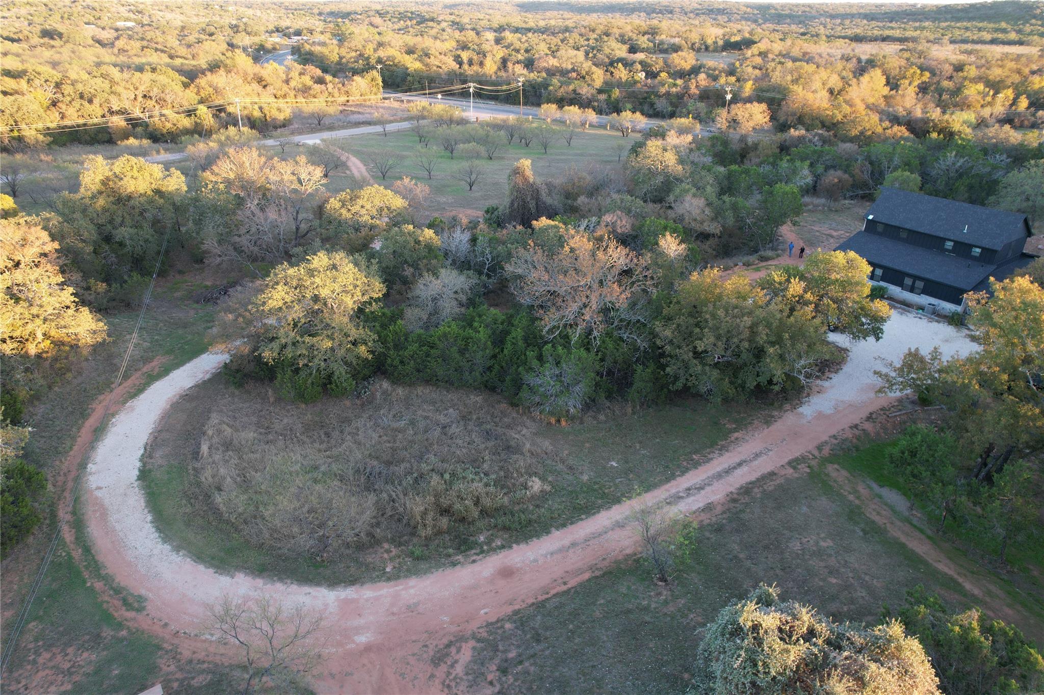 100 Rocky Hollow Dr, Burnet, TX 78611