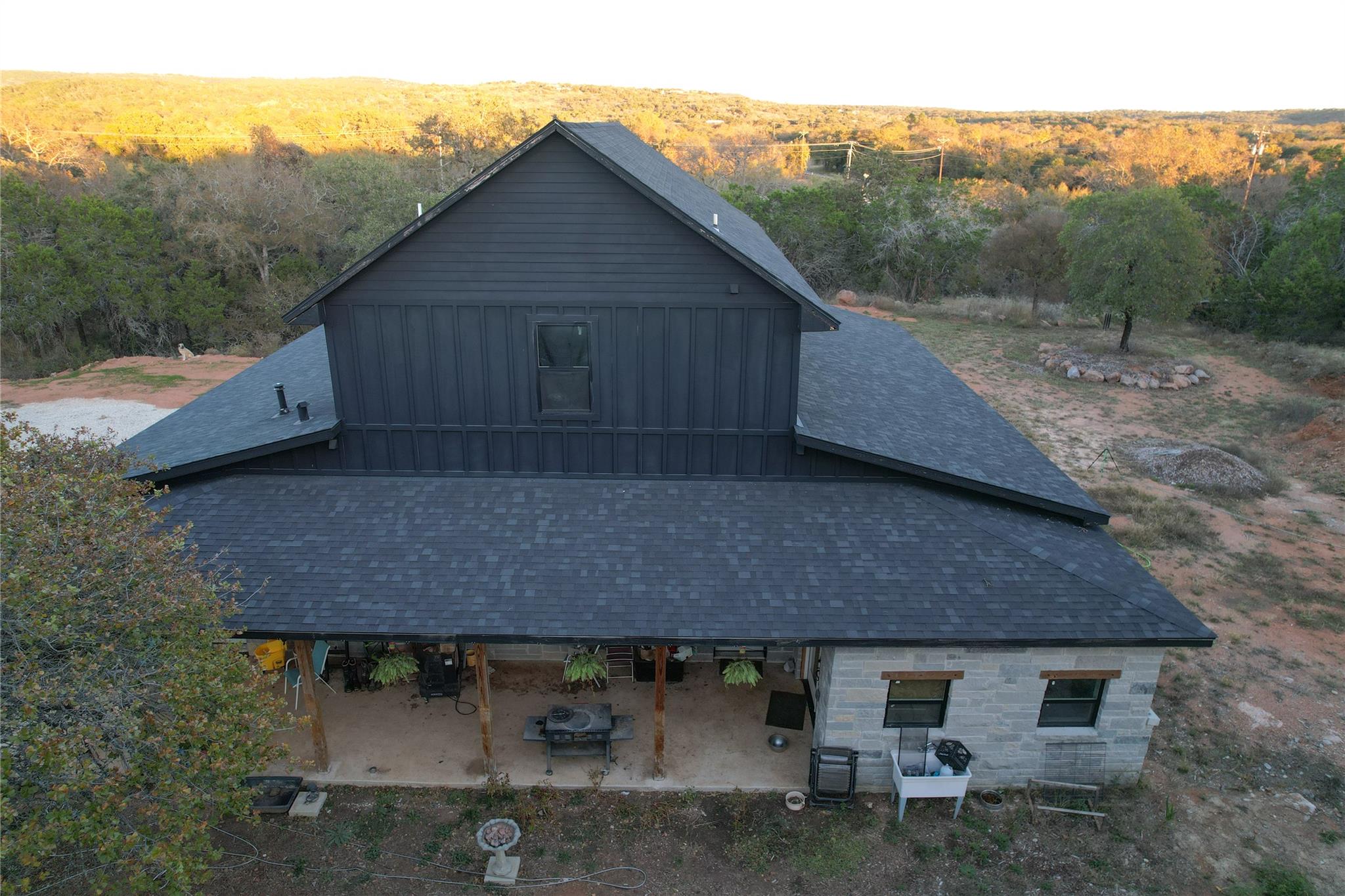 100 Rocky Hollow Dr, Burnet, TX 78611