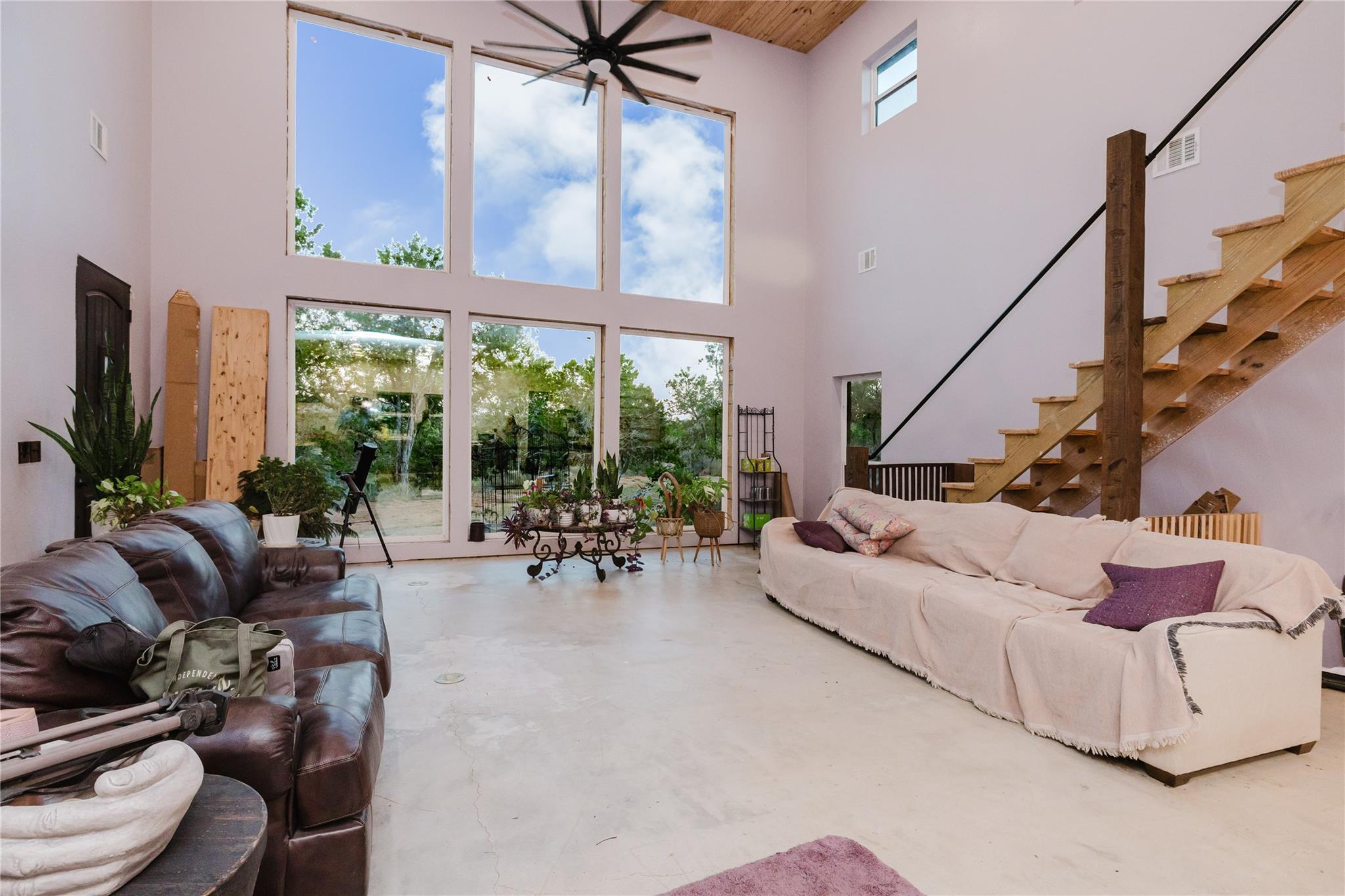 100 Rocky Hollow Dr, Burnet, TX 78611