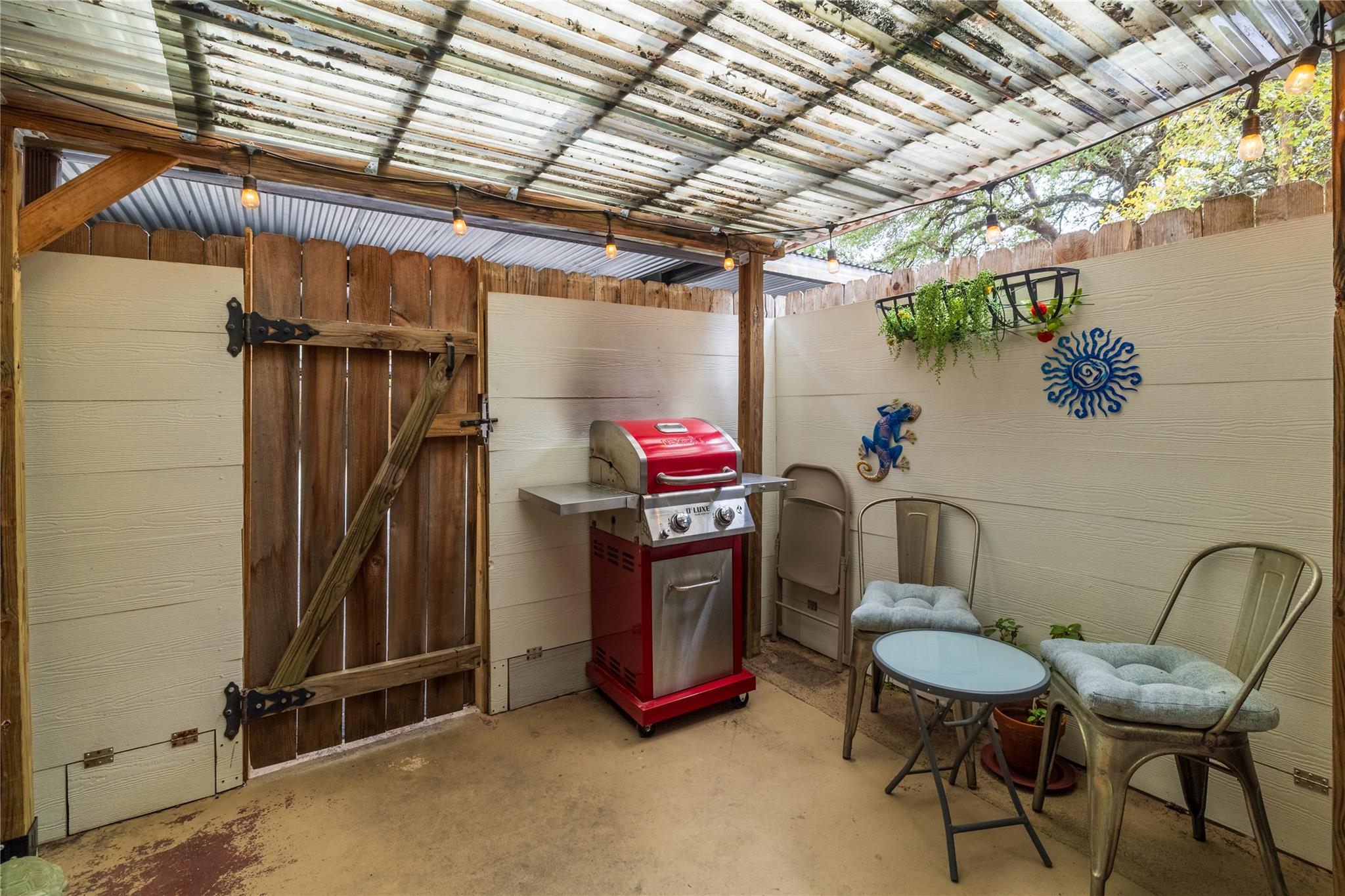 7406 Shadow Hill Dr # 108, Austin, TX 78731