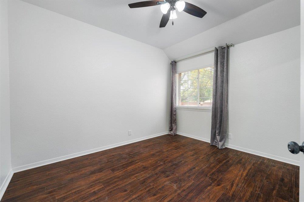 209 El Rio Dr, Lakeway, TX 78734