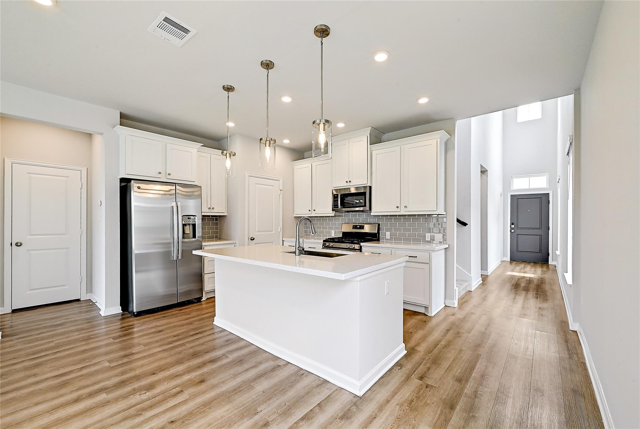 221 Banyon Dr, Liberty Hill, TX 78642