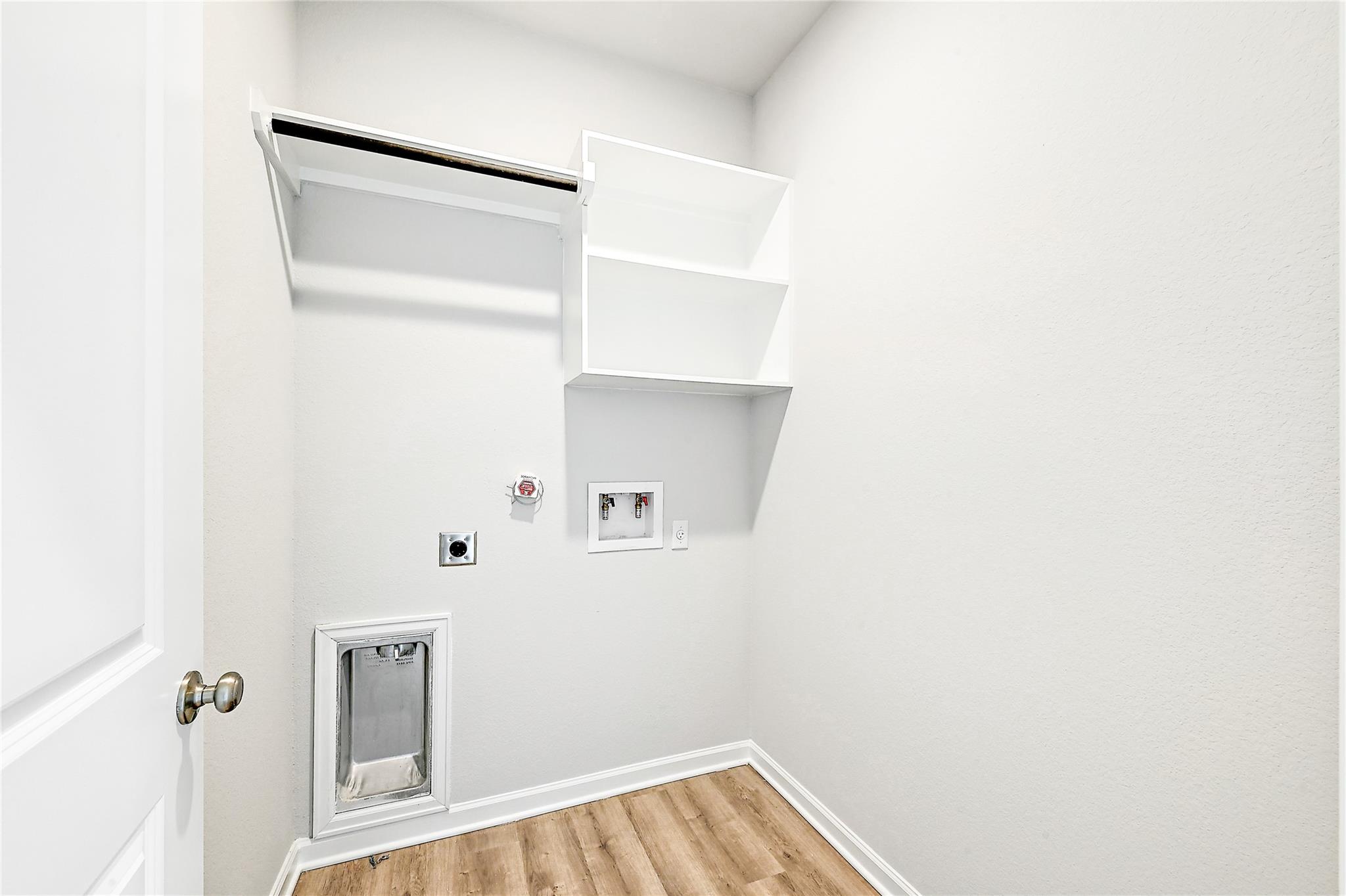 221 Banyon Dr, Liberty Hill, TX 78642