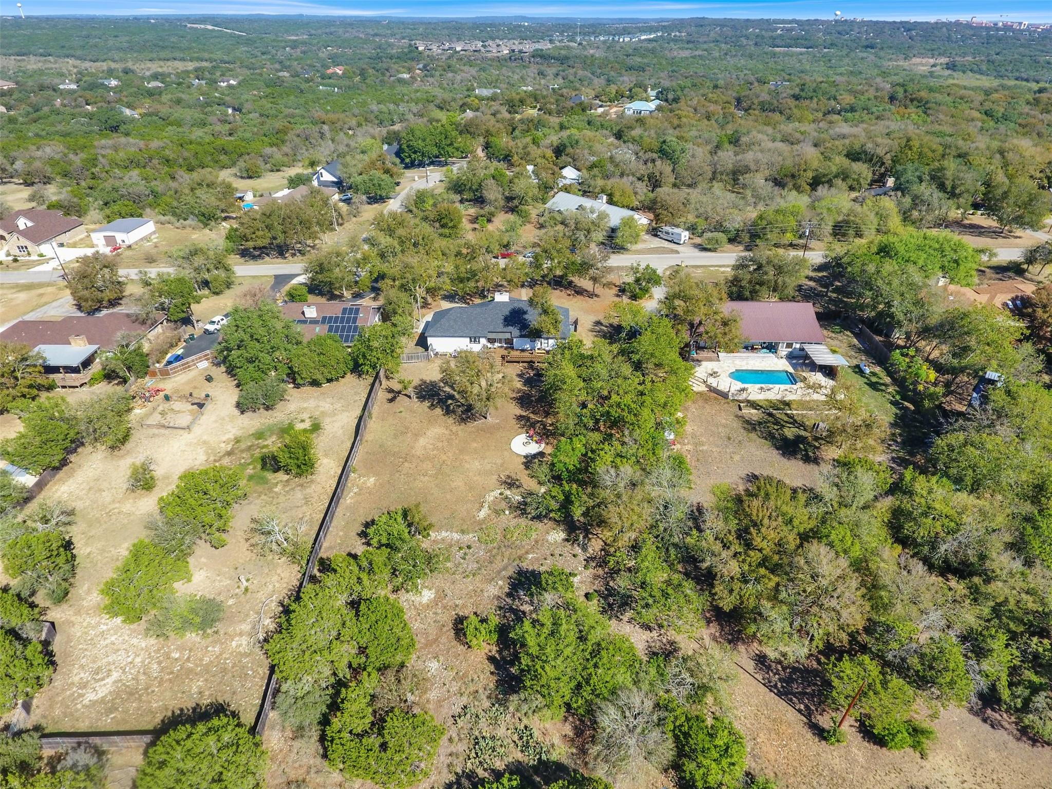 729 Mountain View Dr, San Marcos, TX 78666