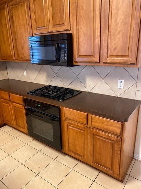 20800 Bellerive Dr, Pflugerville, TX 78660