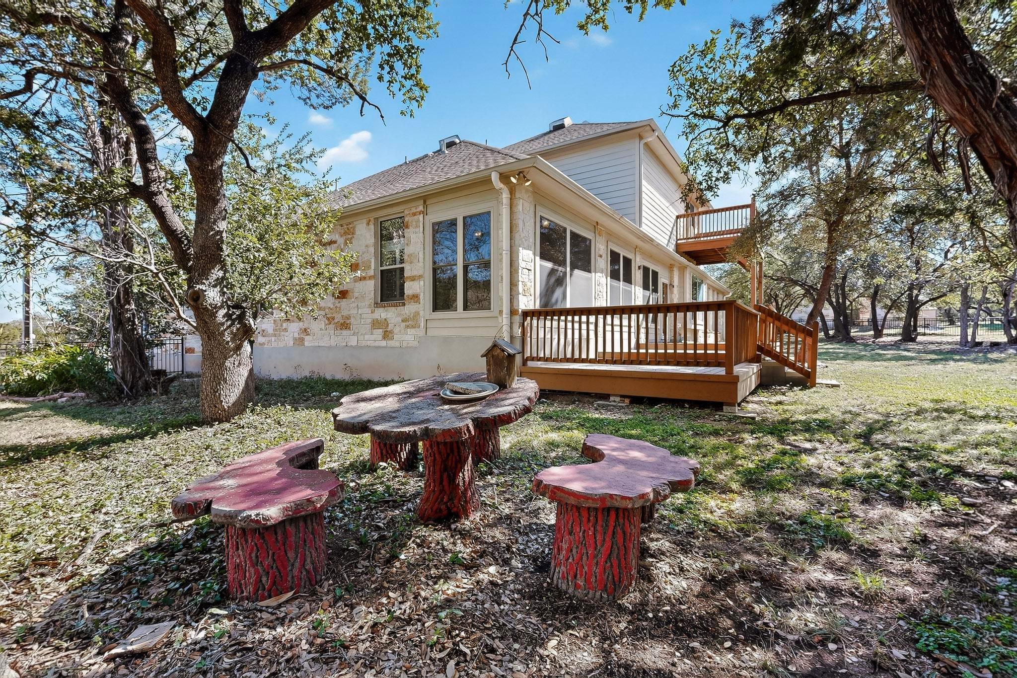121 Quarry Park Cv, Liberty Hill, TX 78642
