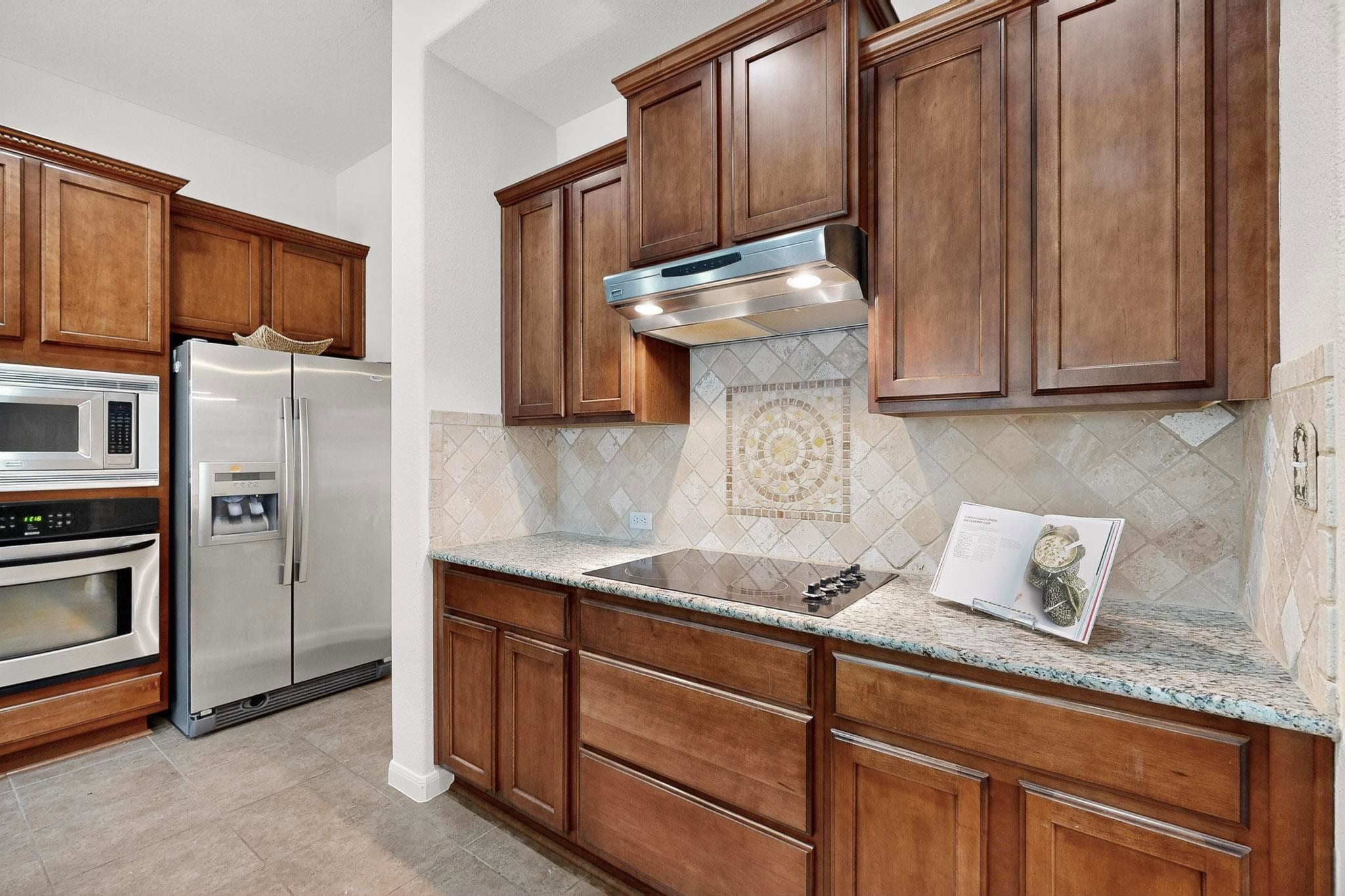 121 Quarry Park Cv, Liberty Hill, TX 78642