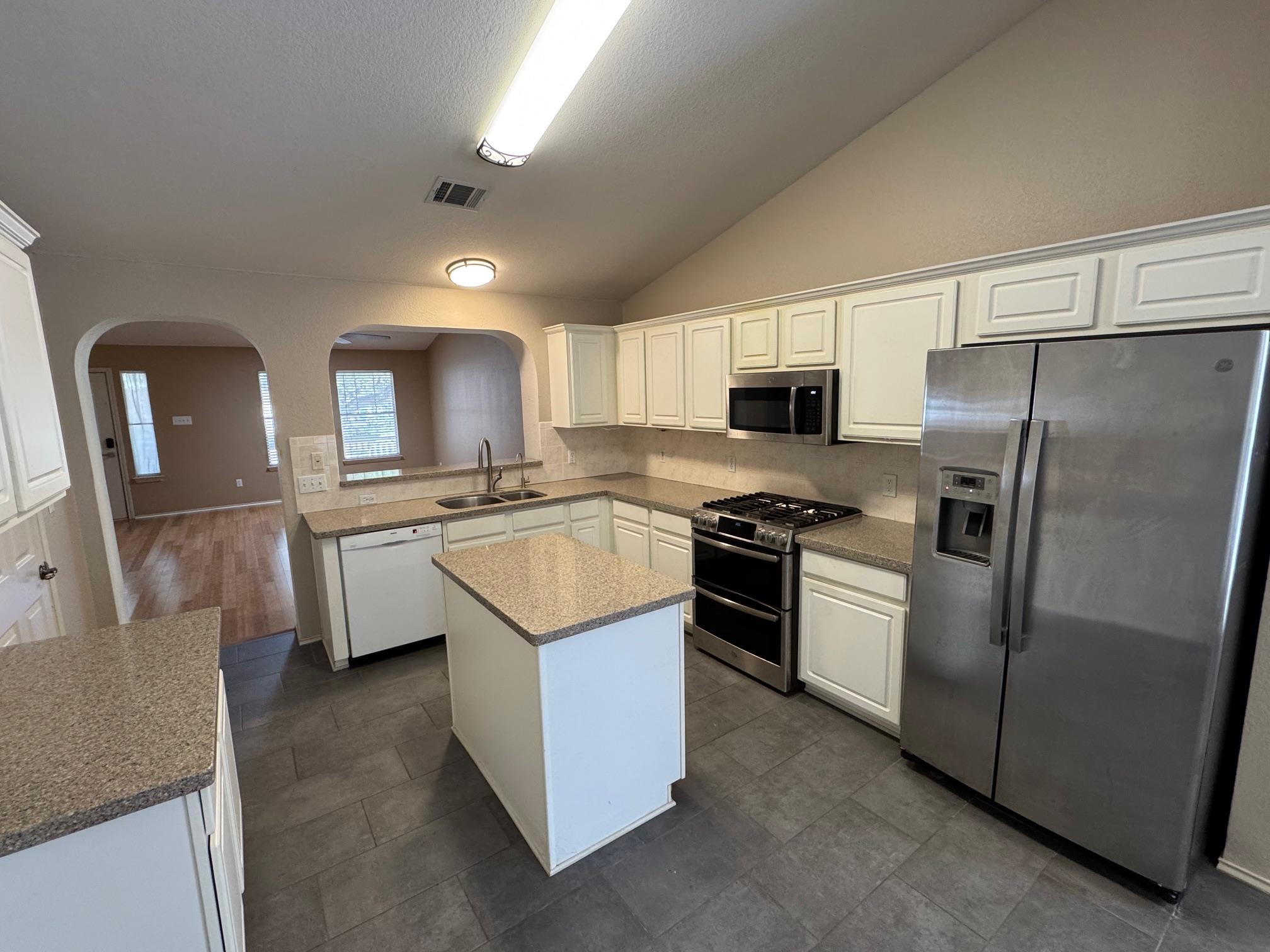 5733 Hartson, Kyle, TX 78640