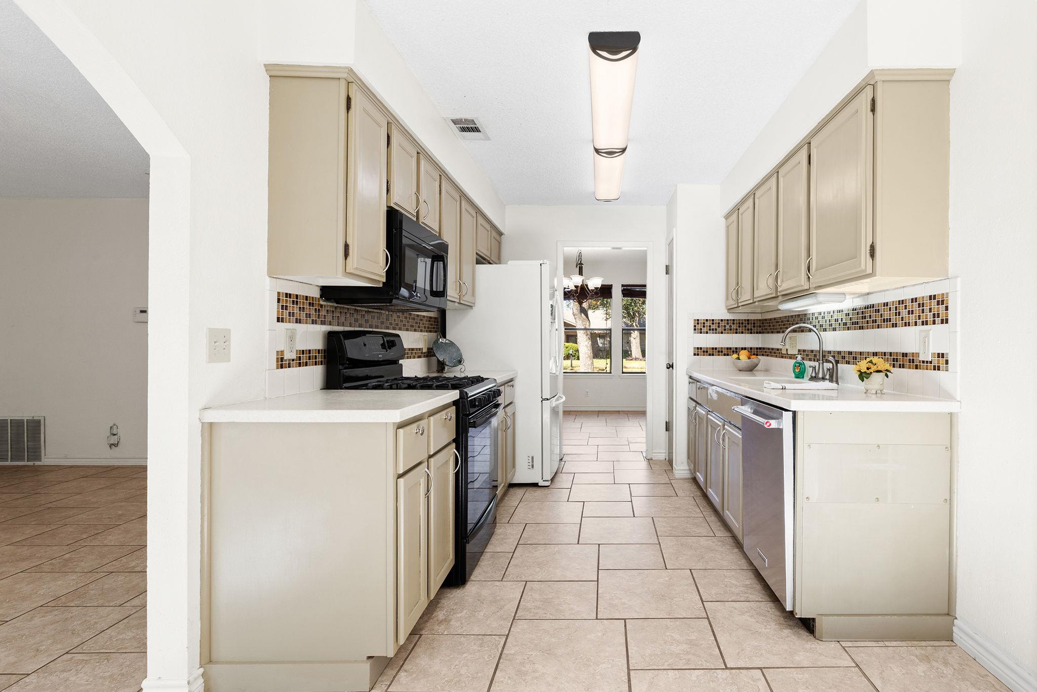 2605 Edenwood Dr, Austin, TX 78745