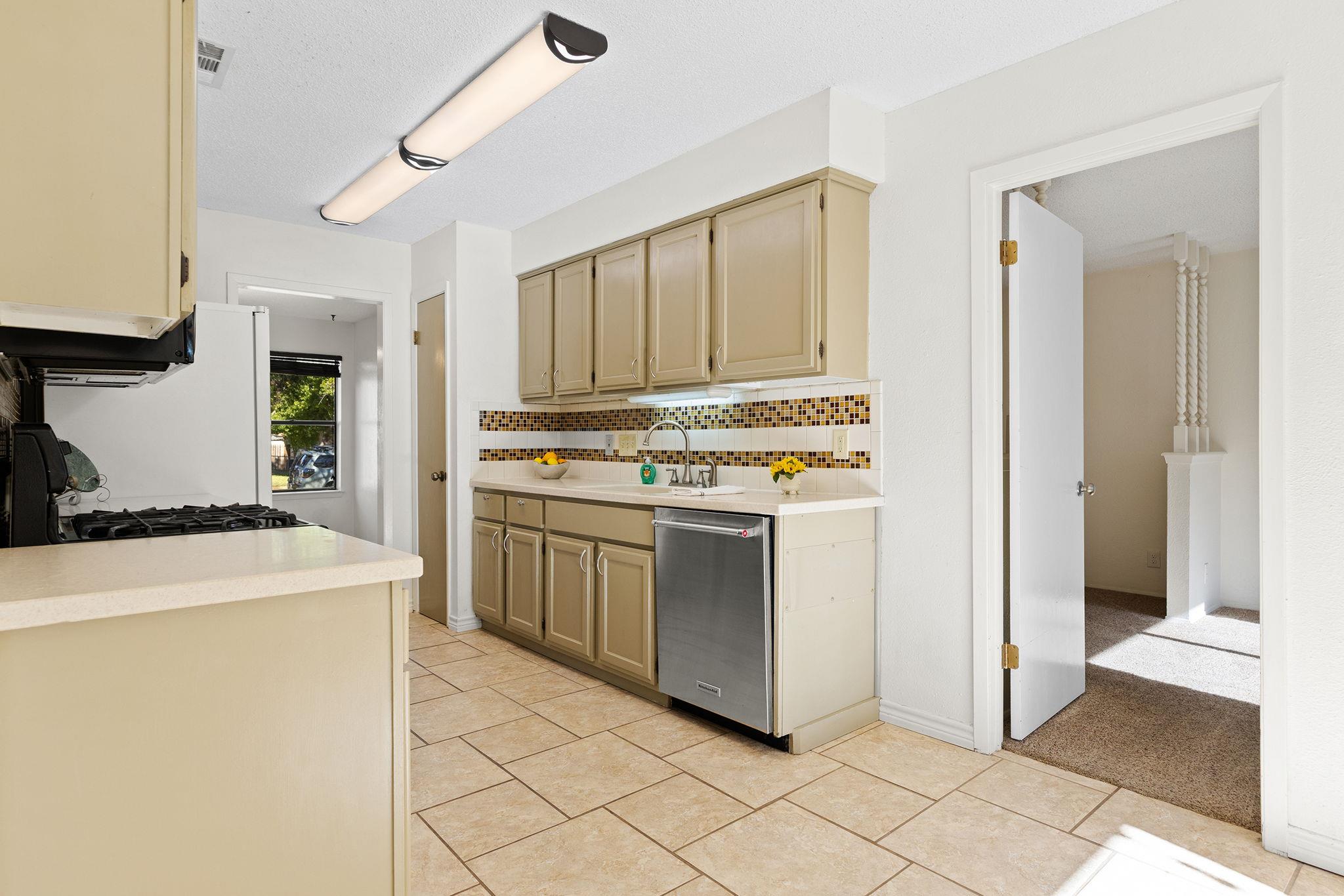 2605 Edenwood Dr, Austin, TX 78745