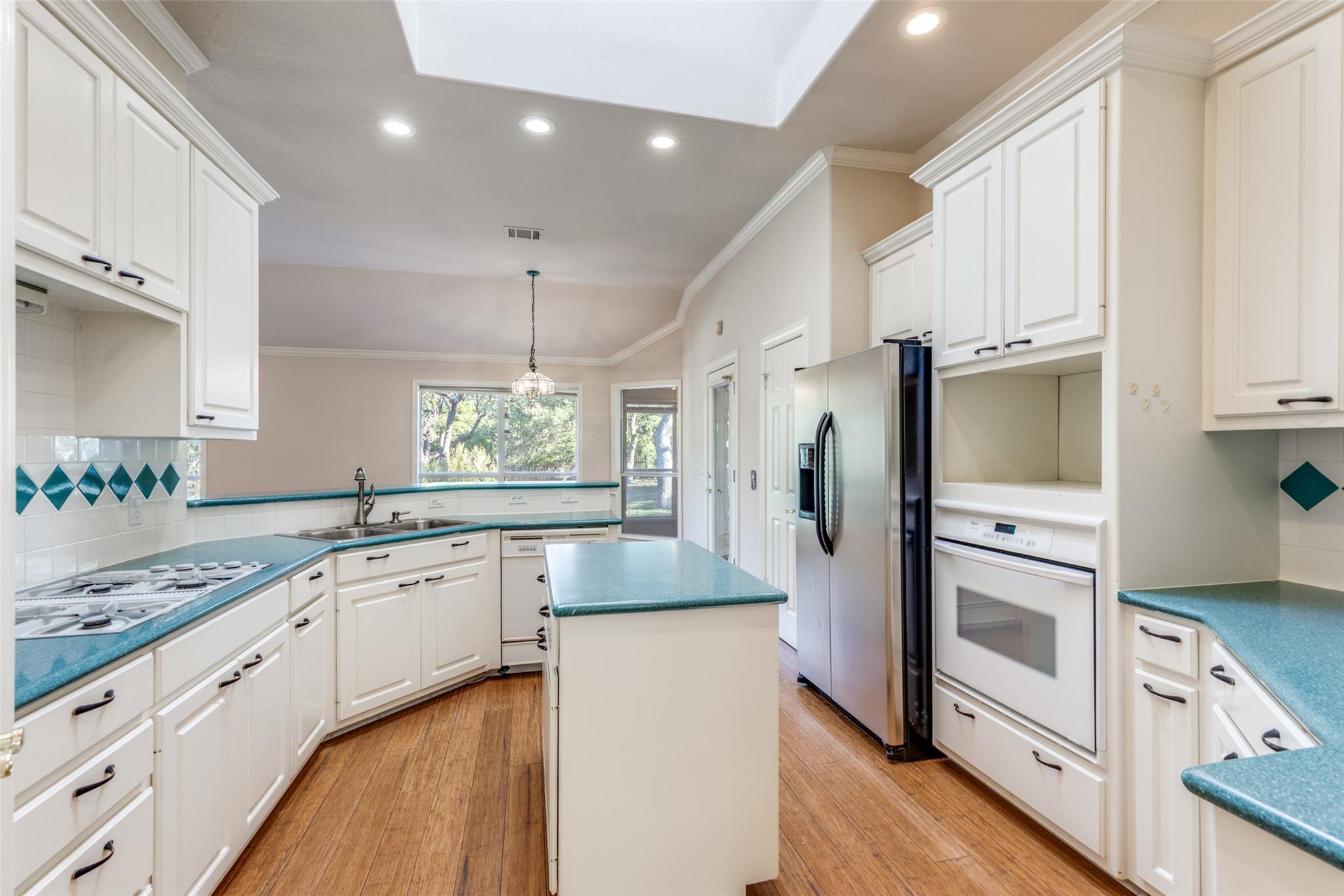 6901 W Bright Star Ln W, Austin, TX 78736