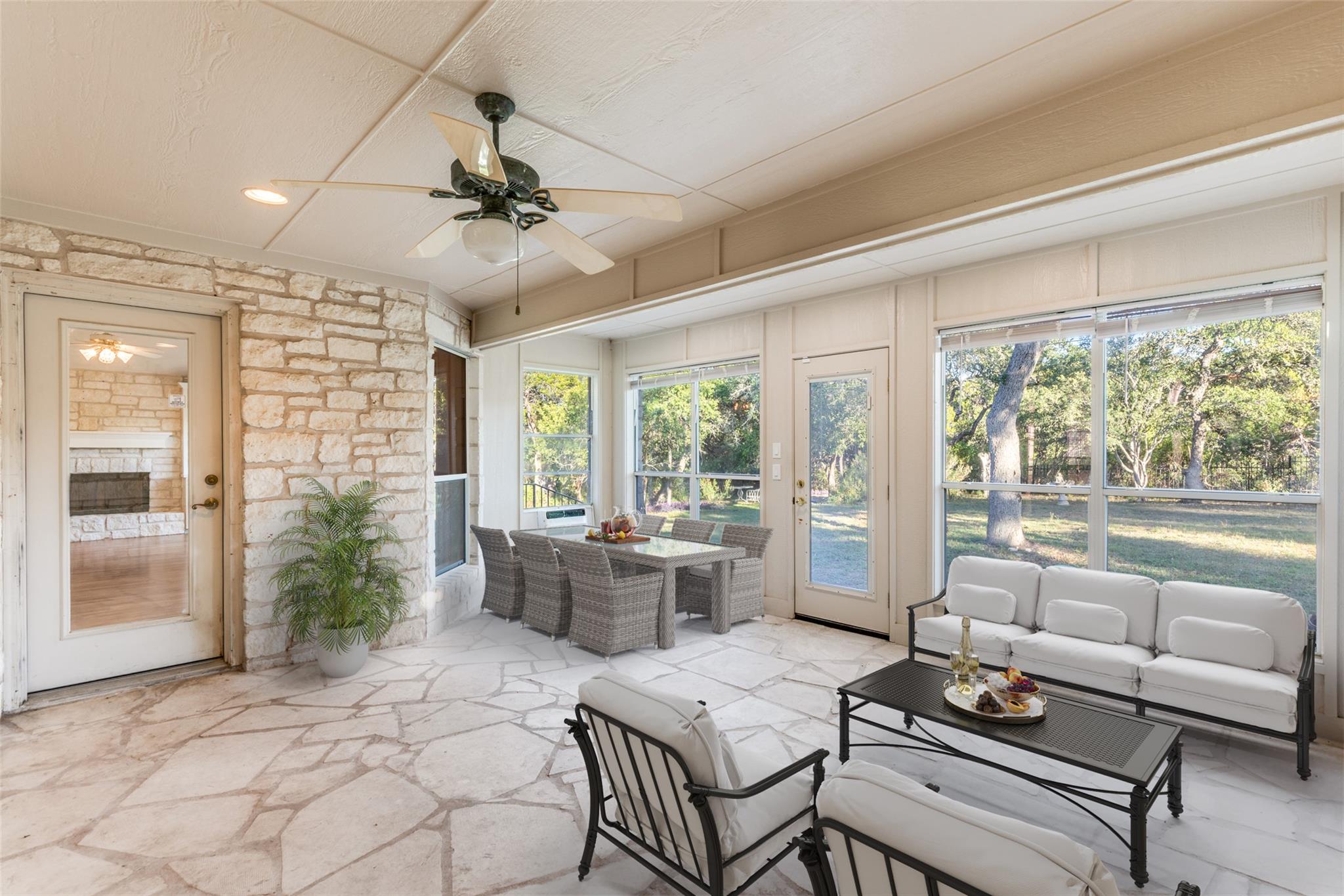 6901 W Bright Star Ln W, Austin, TX 78736