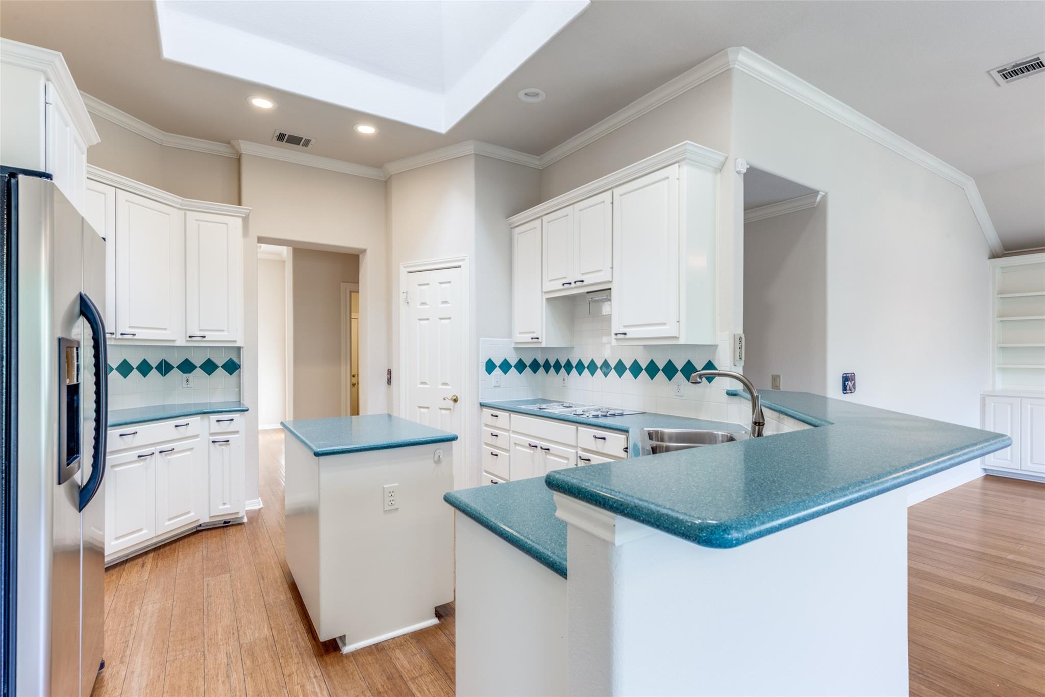 6901 W Bright Star Ln W, Austin, TX 78736