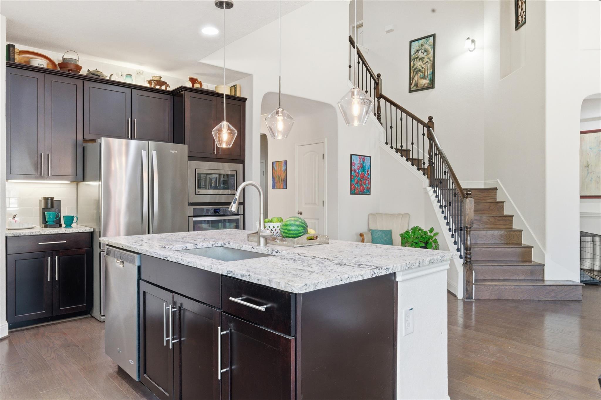 10711 Ysamy Way, San Antonio, TX 78213