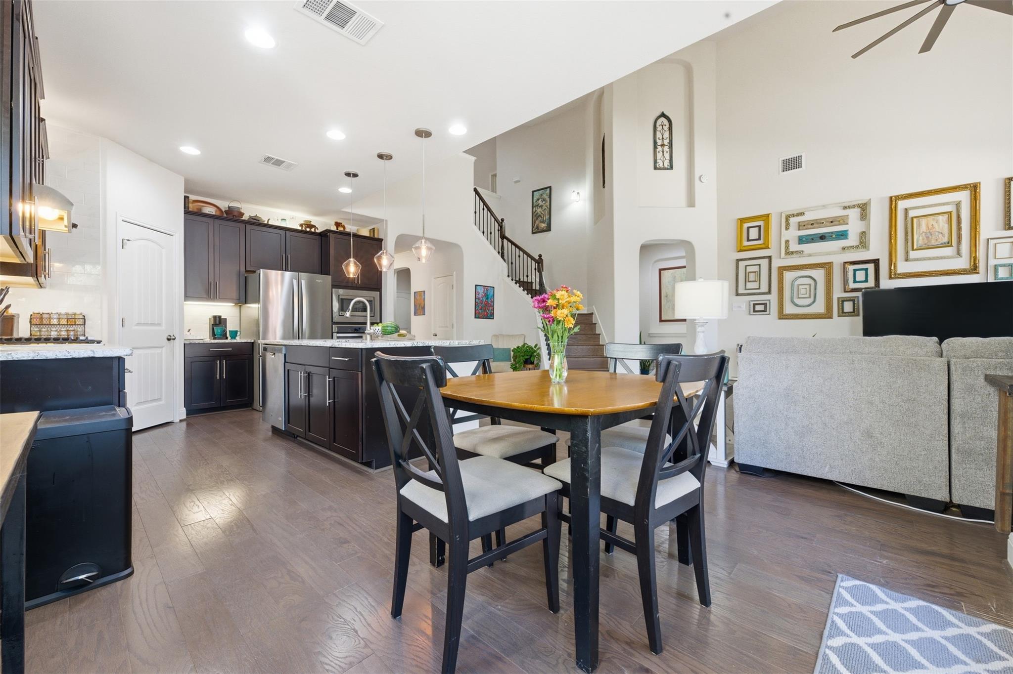 10711 Ysamy Way, San Antonio, TX 78213