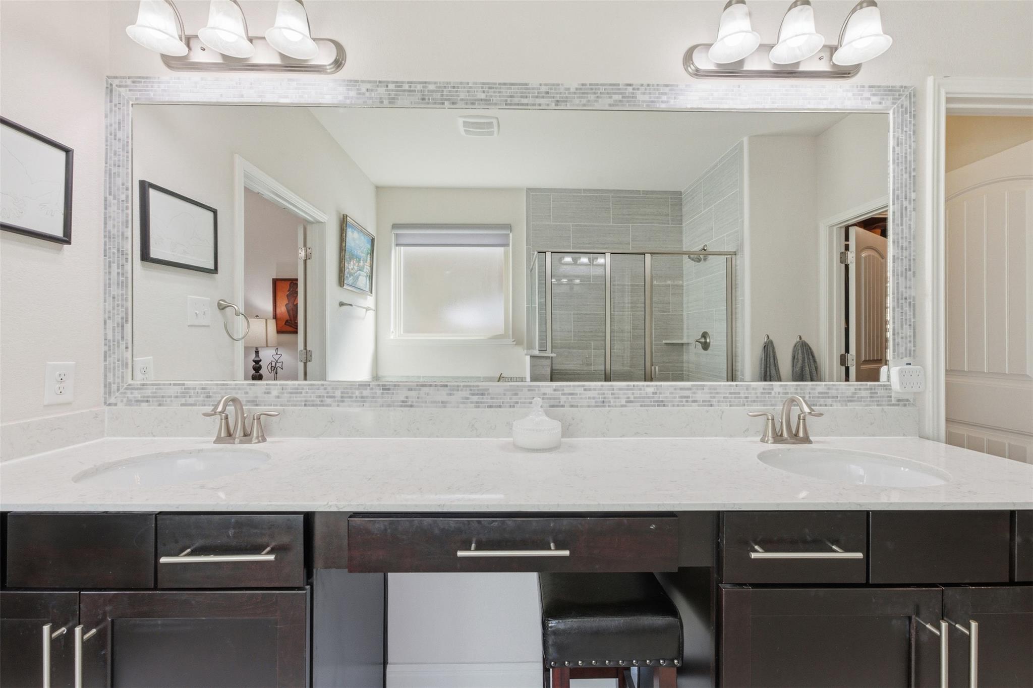 10711 Ysamy Way, San Antonio, TX 78213