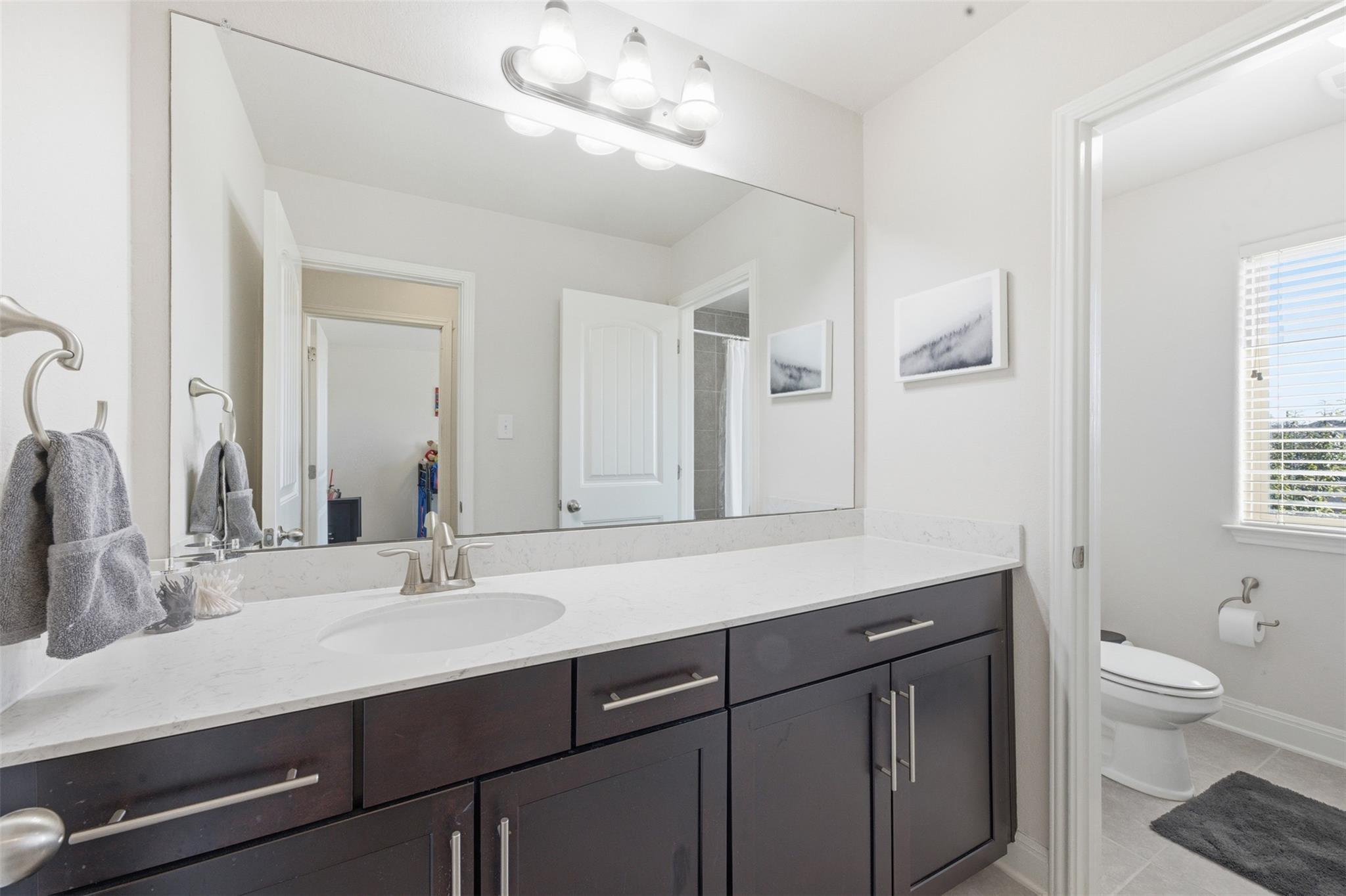 10711 Ysamy Way, San Antonio, TX 78213